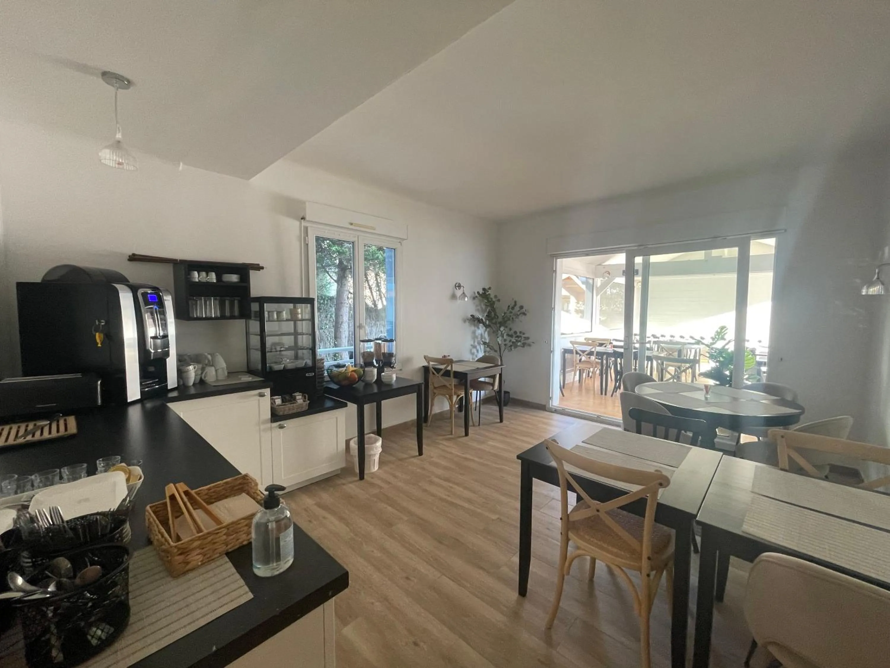 Breakfast in Hotel La Licorne