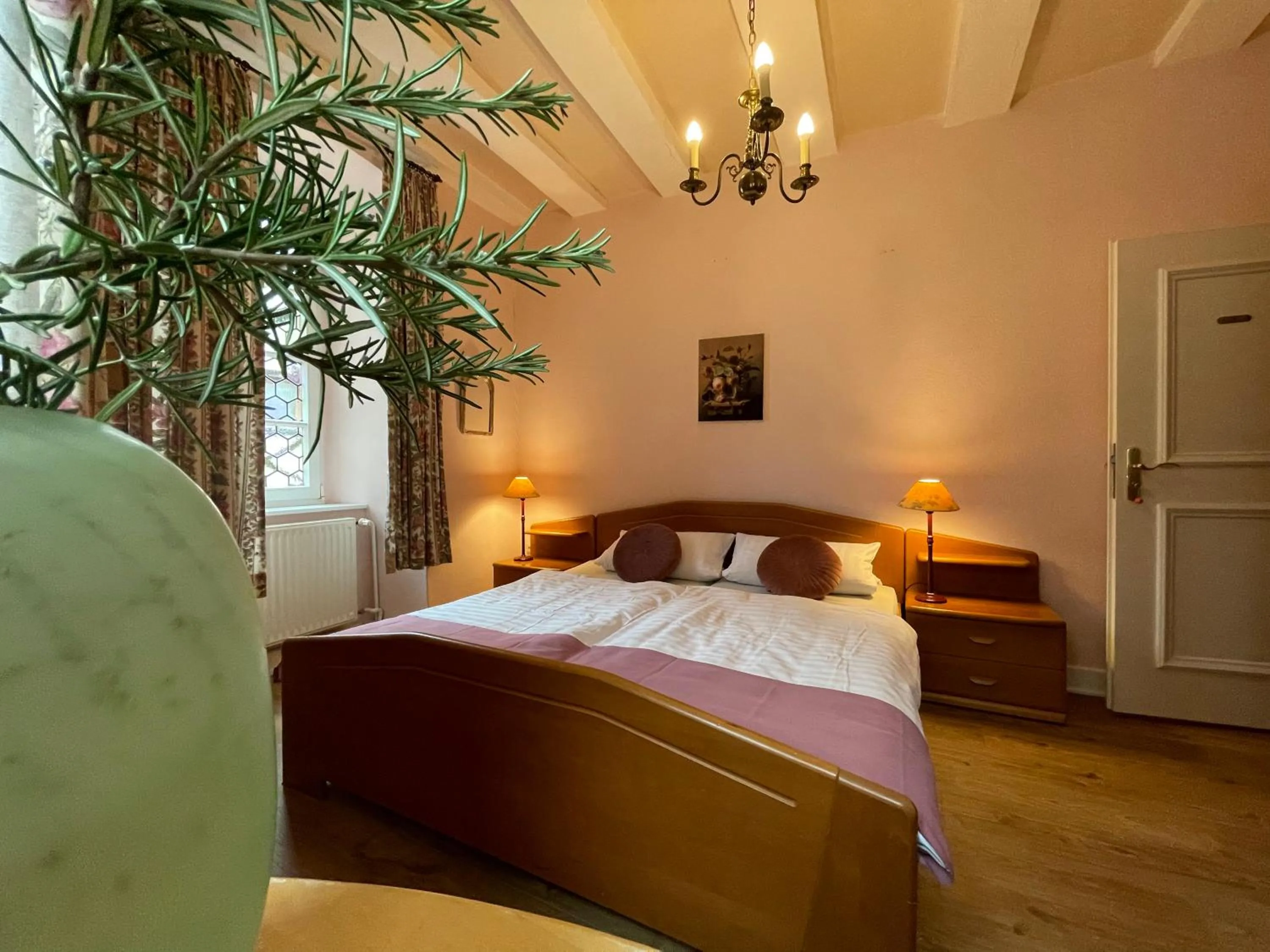 Photo of the whole room, Bed in Hotel Schloss Zell