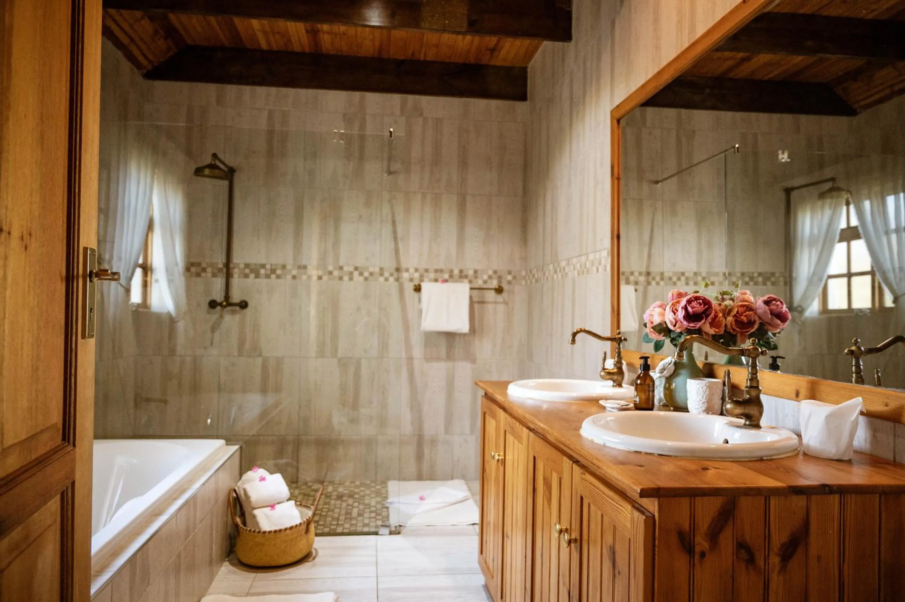 Shower in De Denne Country Guest House