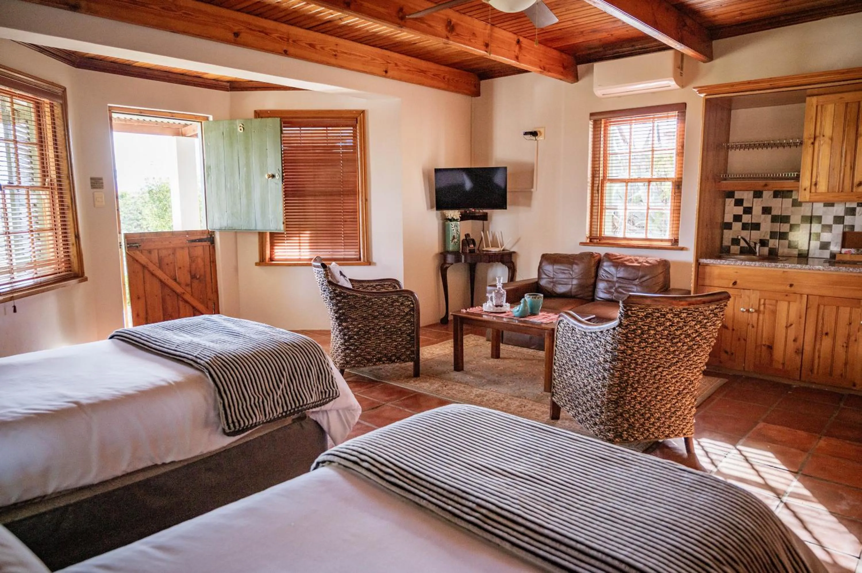 Bed in De Denne Country Guest House