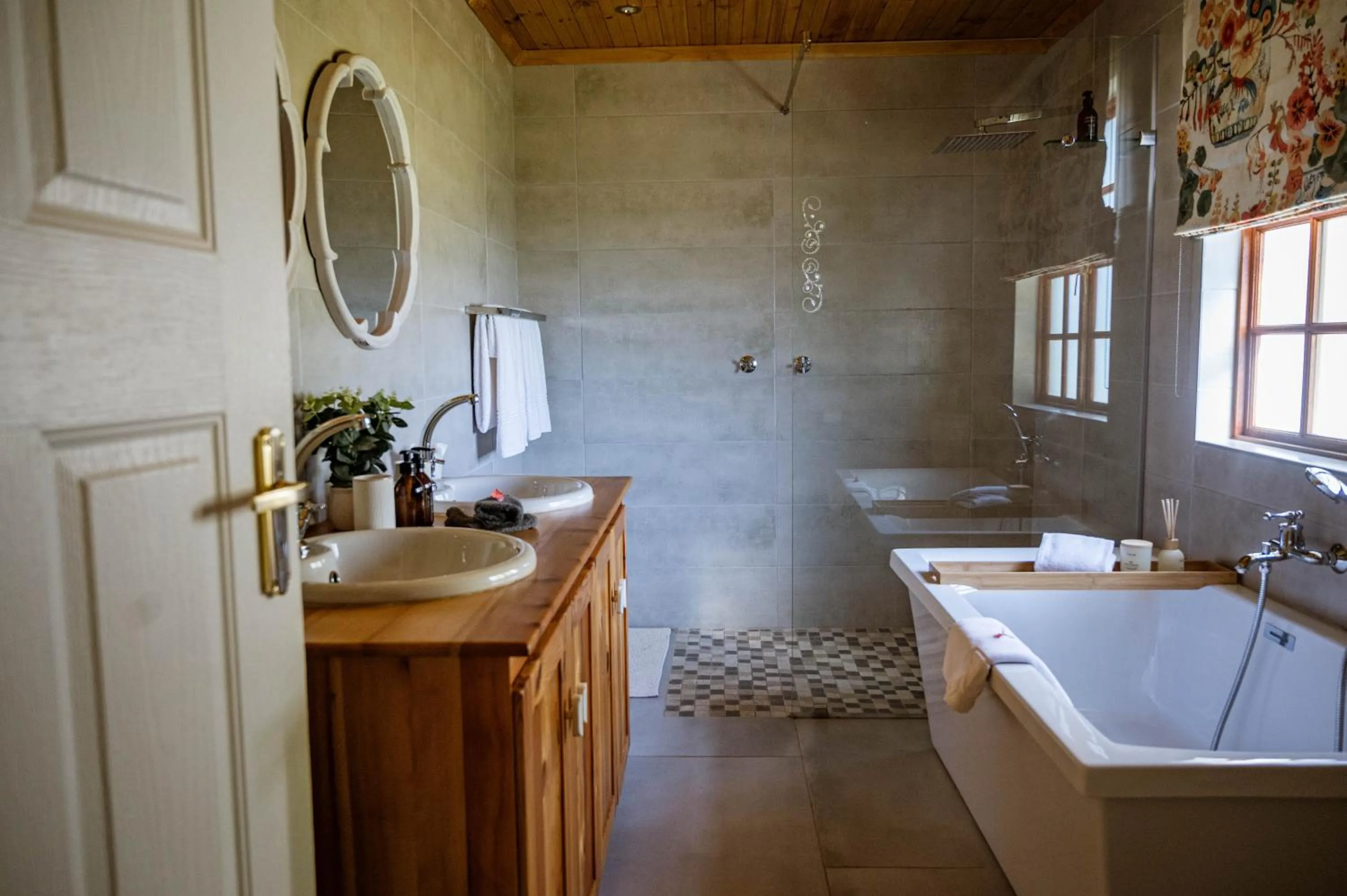 Bathroom in De Denne Country Guest House