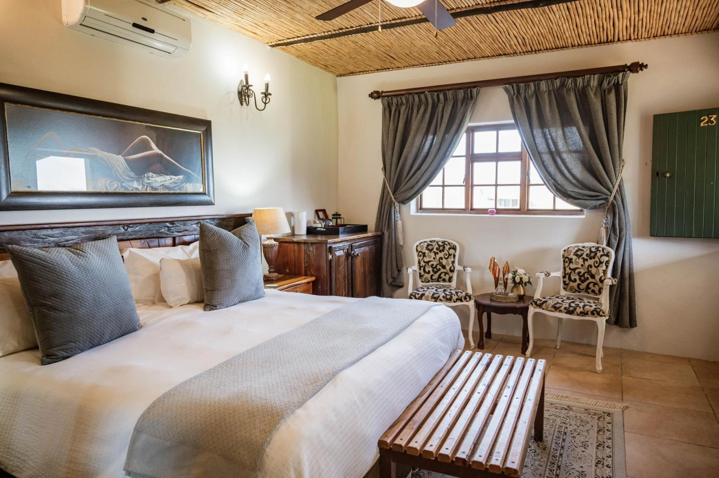 Bed in De Denne Country Guest House