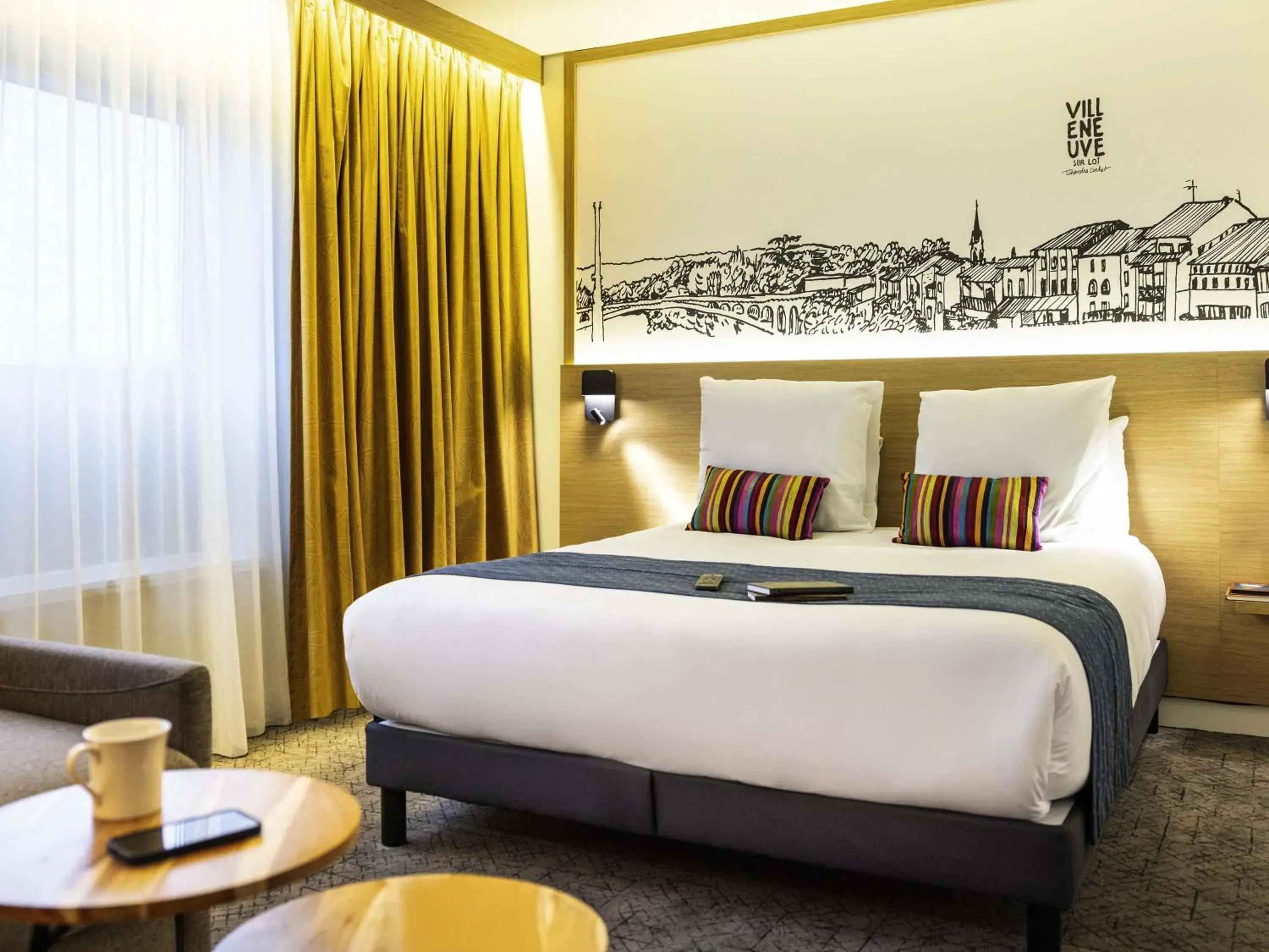 Bedroom, Bed in Mercure Agen Centre Bedroom, Bed in Mercure Agen Centre