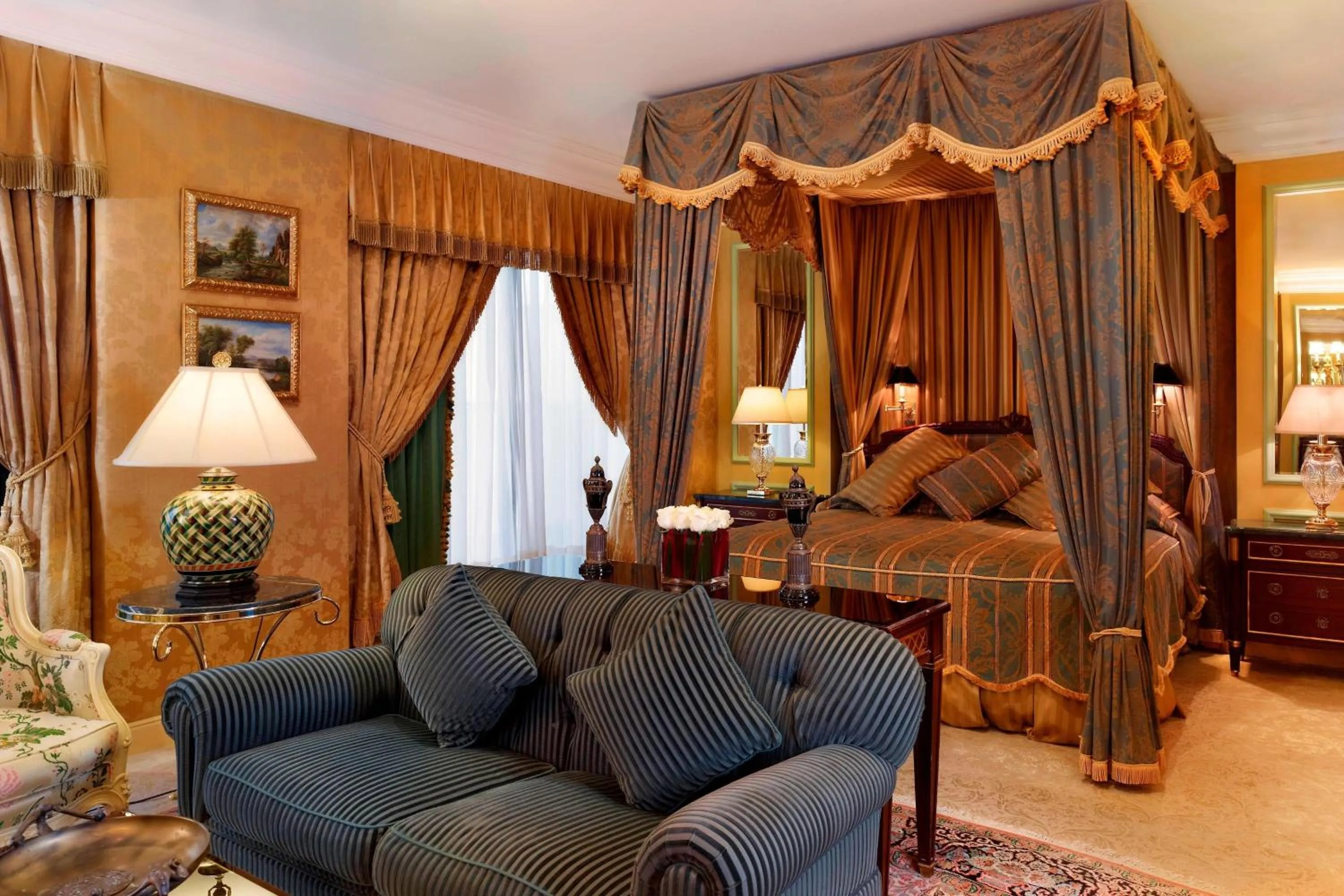 Bedroom in Le Meridien Al Khobar