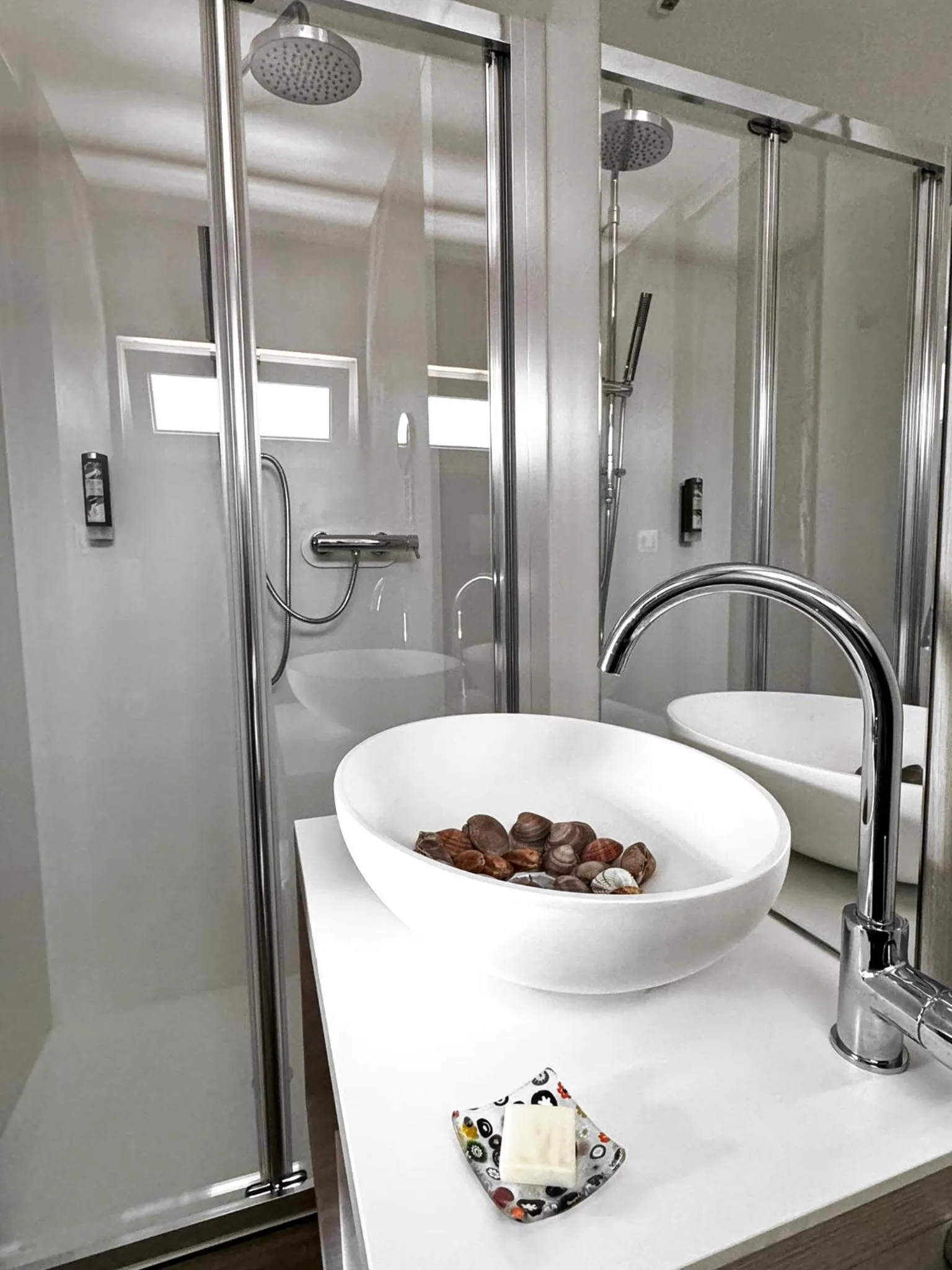 Shower in Luxury Camp at Union Lido