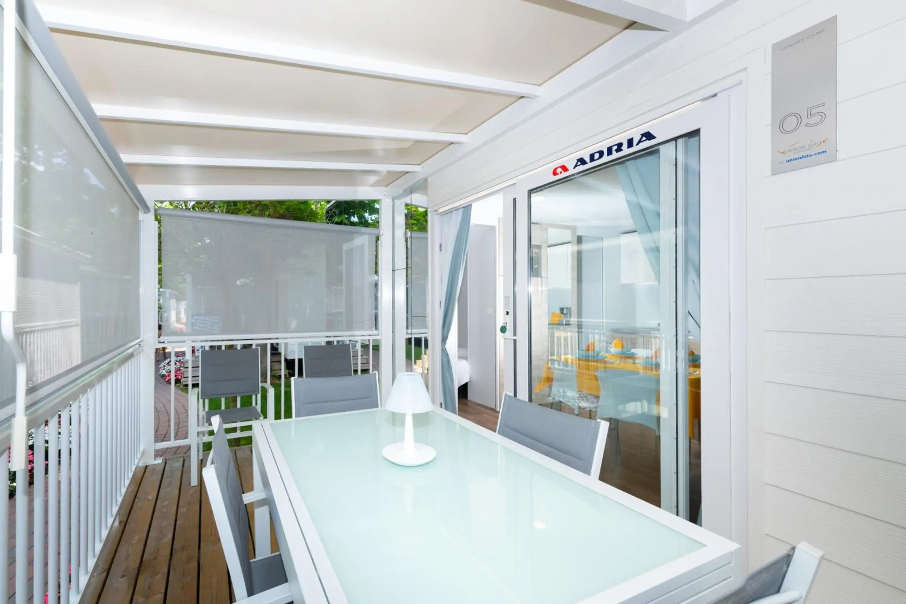 Mobile Home in Luxury Camp at Union Lido Mobile Home in Luxury Camp at Union Lido