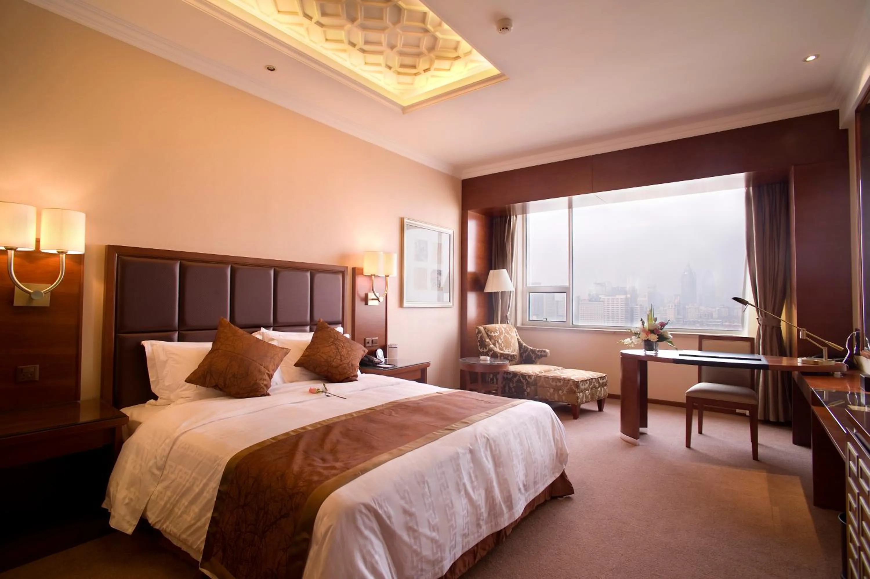 Photo of the whole room, Bed in Hotel Nikko Wuxi