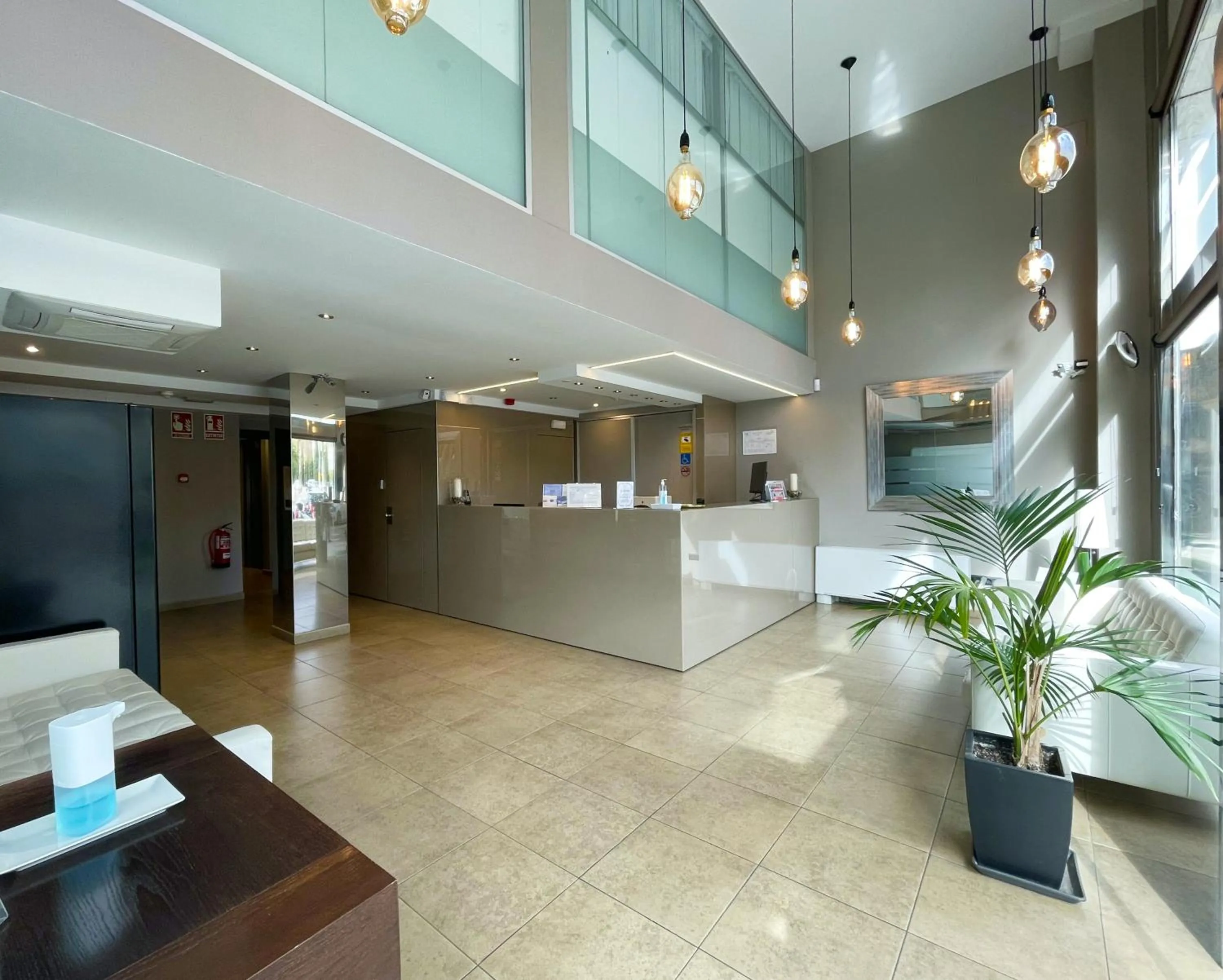 Lobby or reception in SM Hotel Teatre Auditori