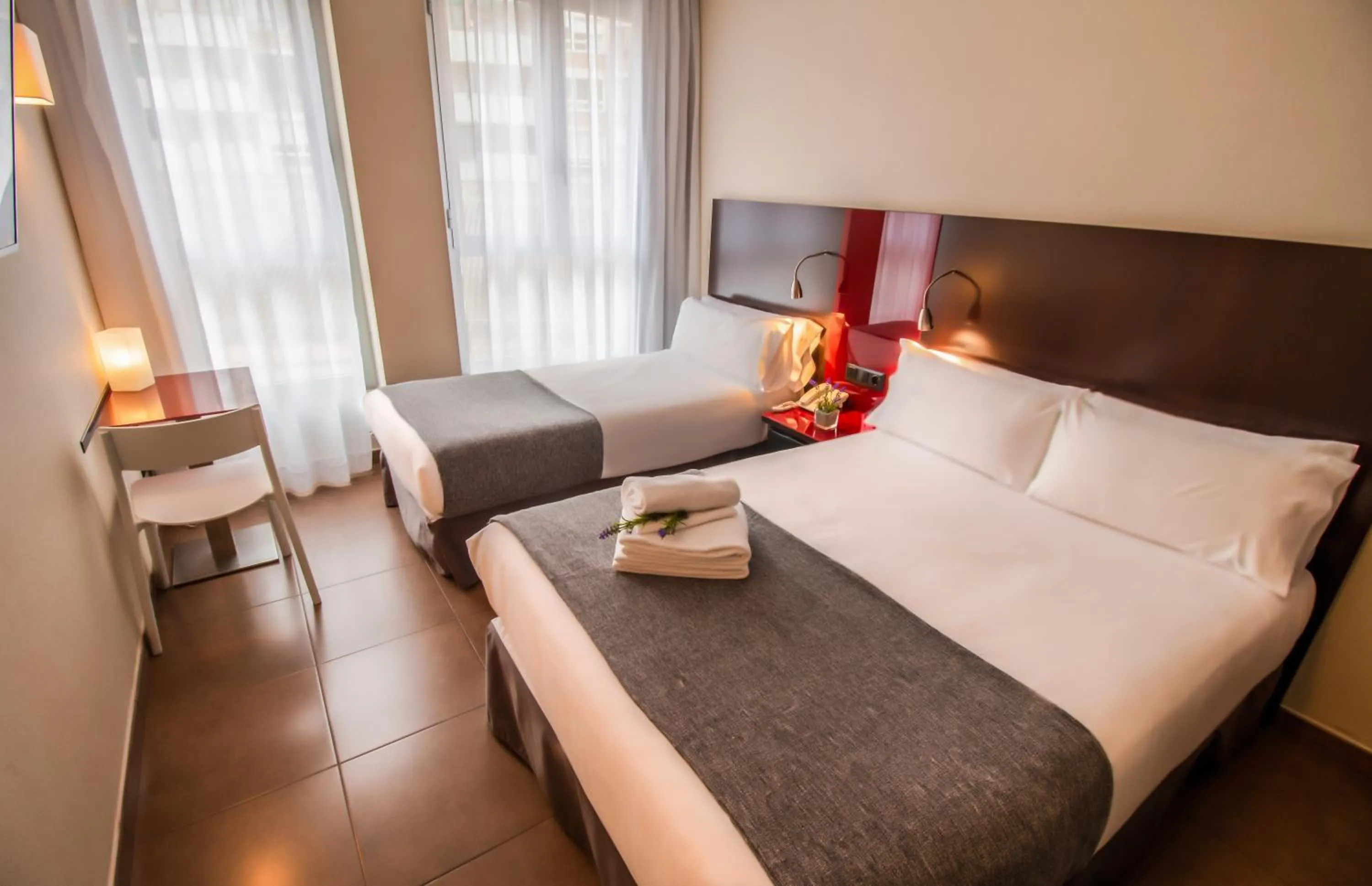 Bed in SM Hotel Teatre Auditori