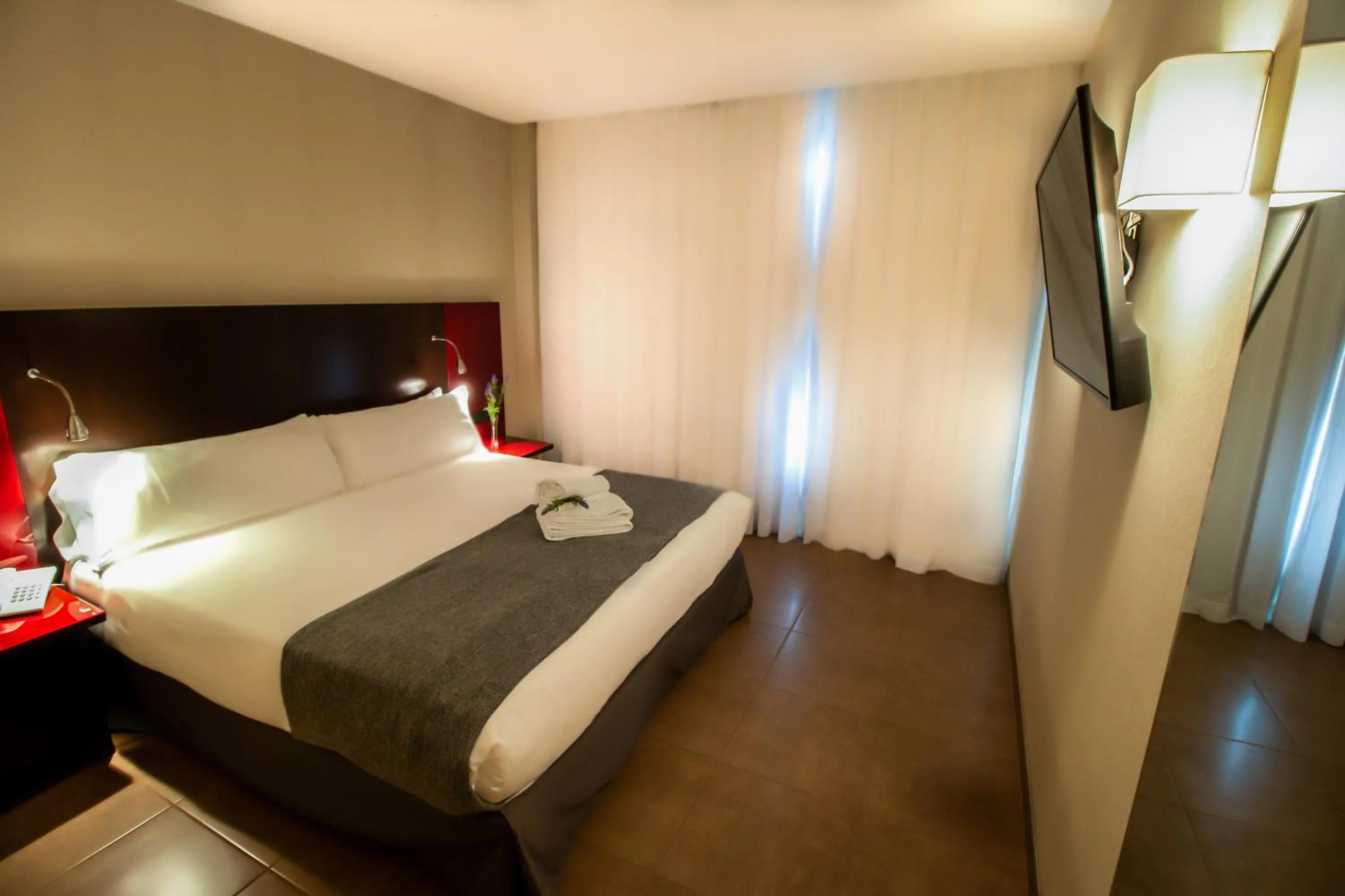 Bed in SM Hotel Teatre Auditori