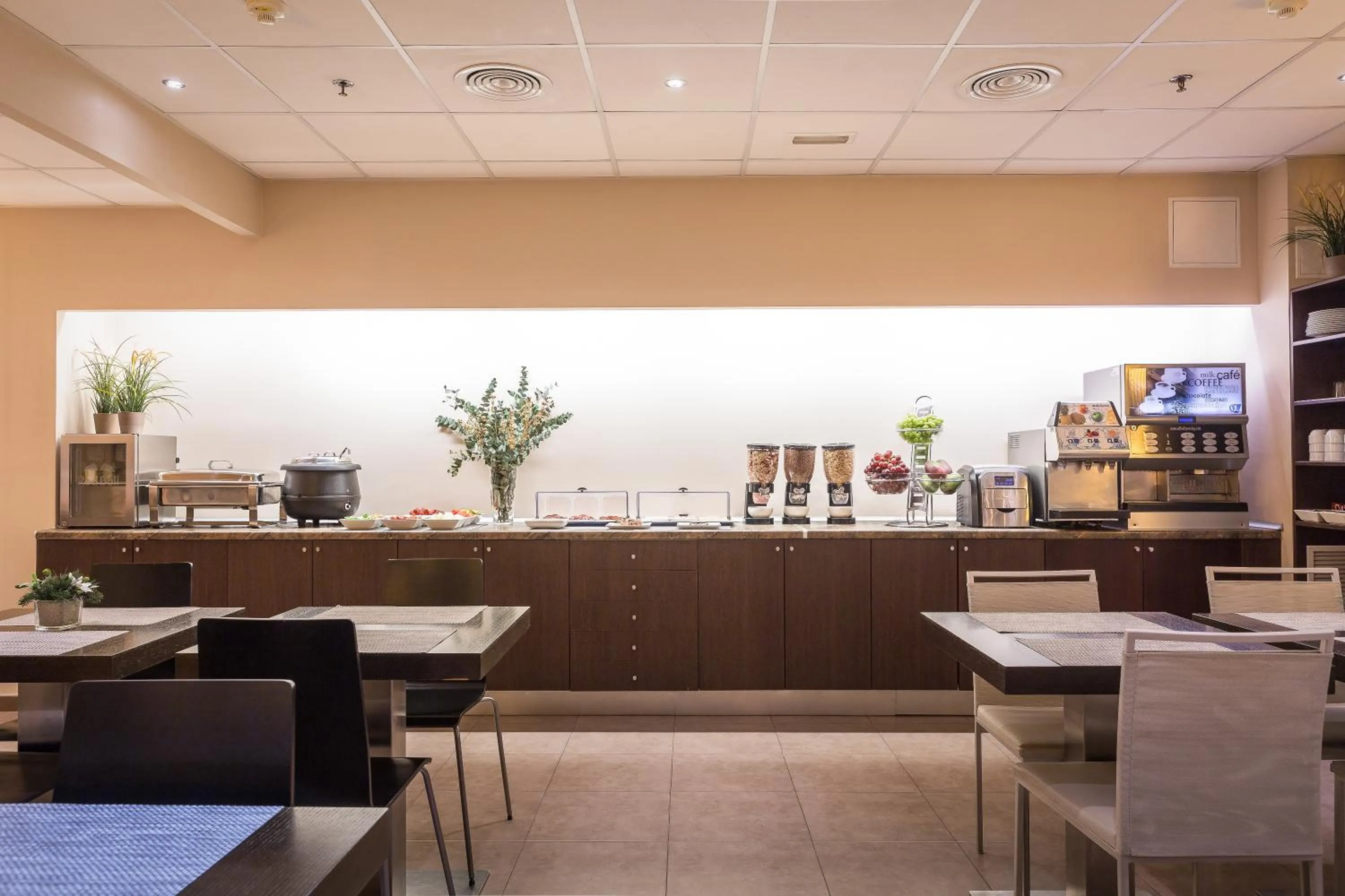 Food and drinks in SM Hotel Teatre Auditori