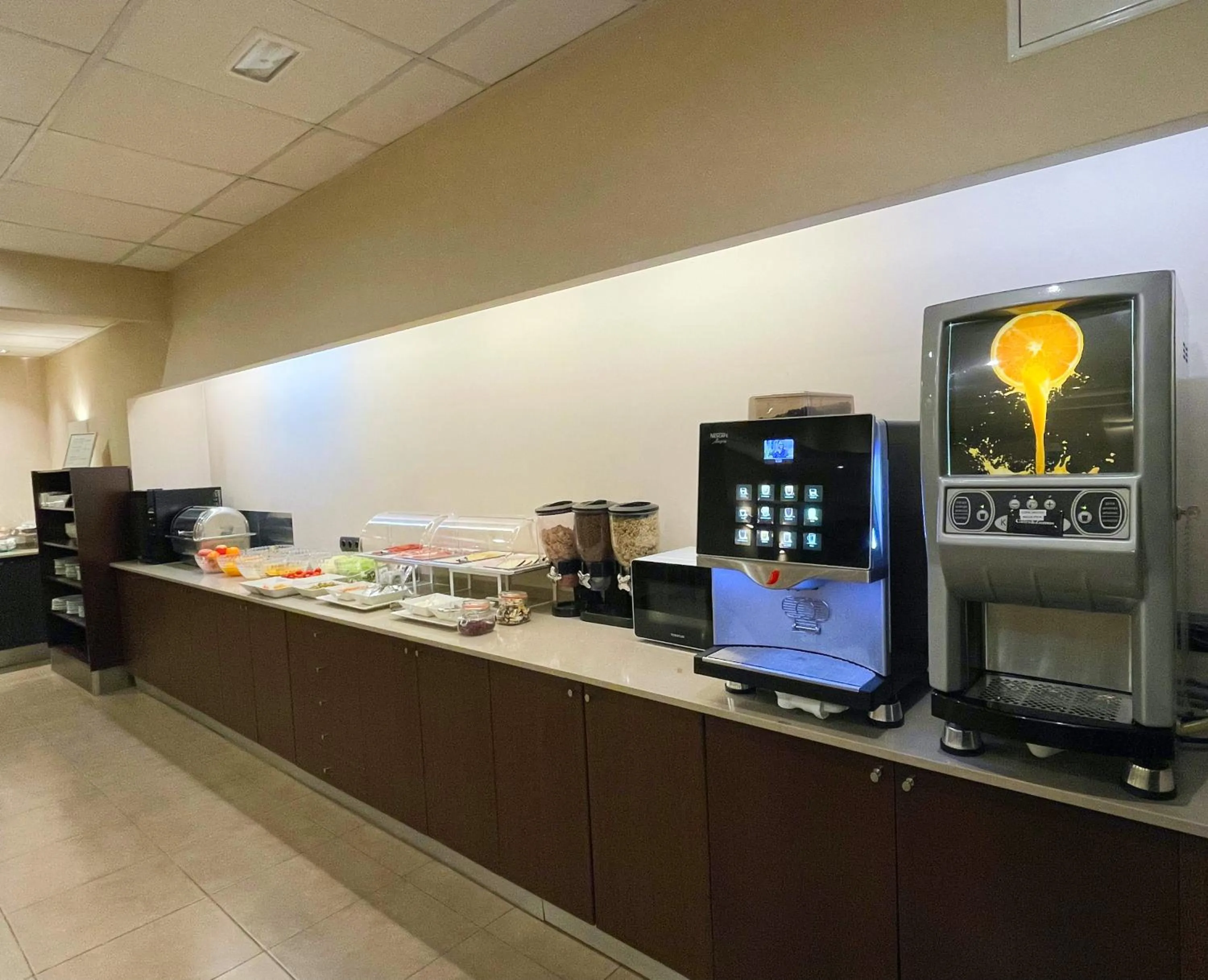 Breakfast in SM Hotel Teatre Auditori