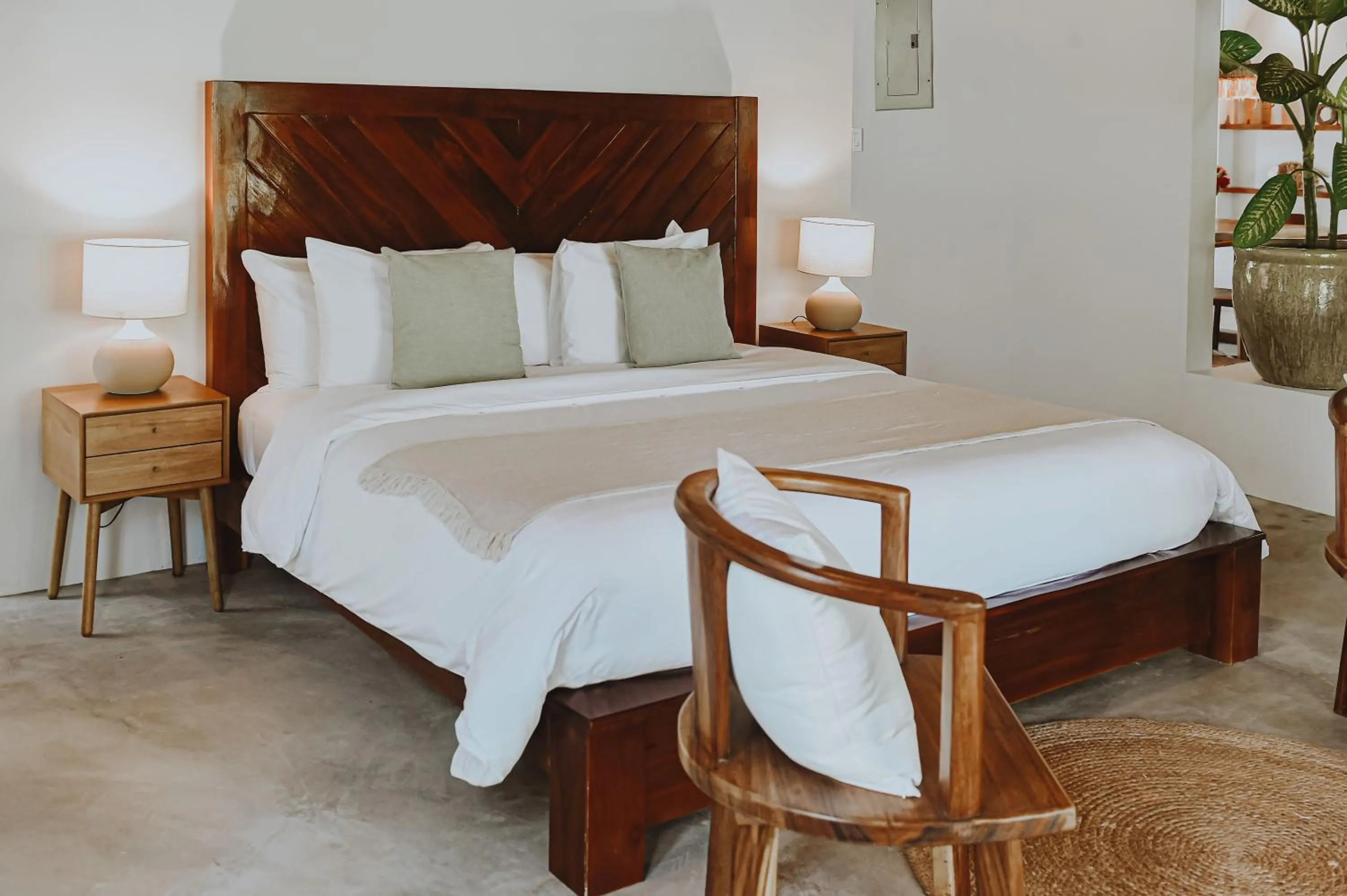 Bedroom, Bed in Villa Coco