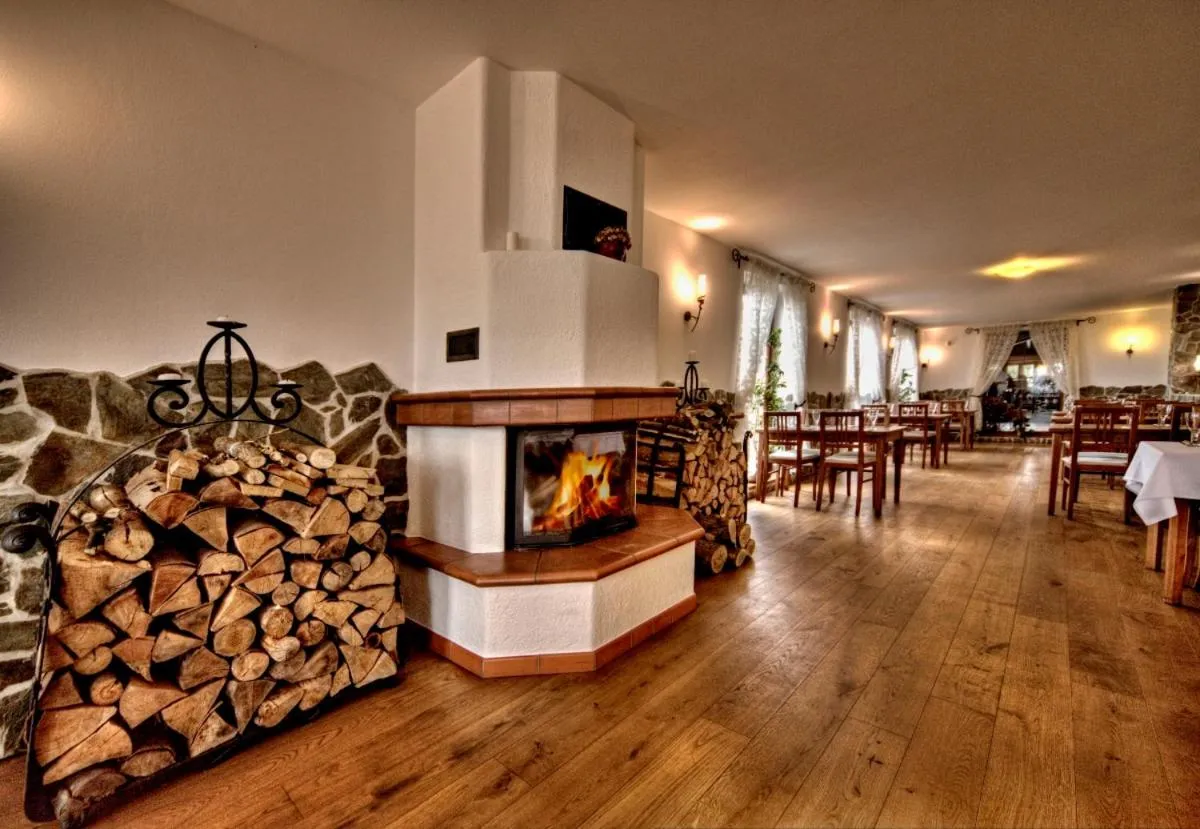 Restaurant/places to eat in Motel U Krbu