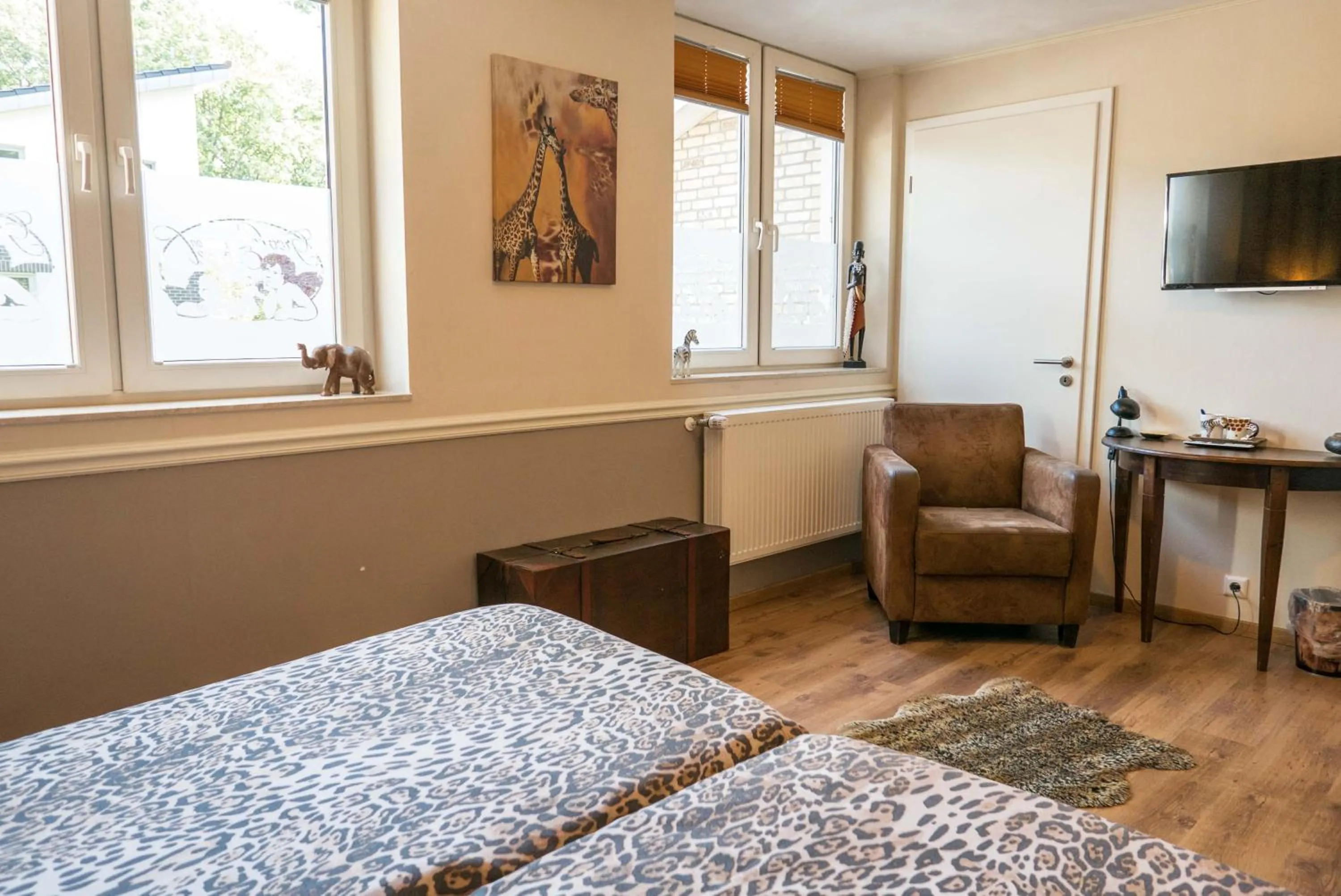 Photo of the whole room, Bed in Hotel Groote Engel