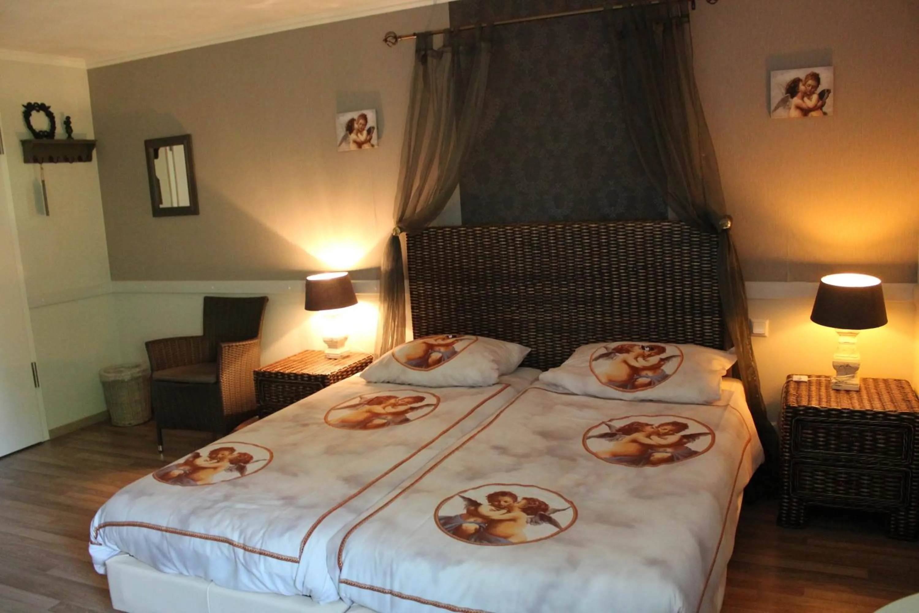 Bed in Hotel Groote Engel