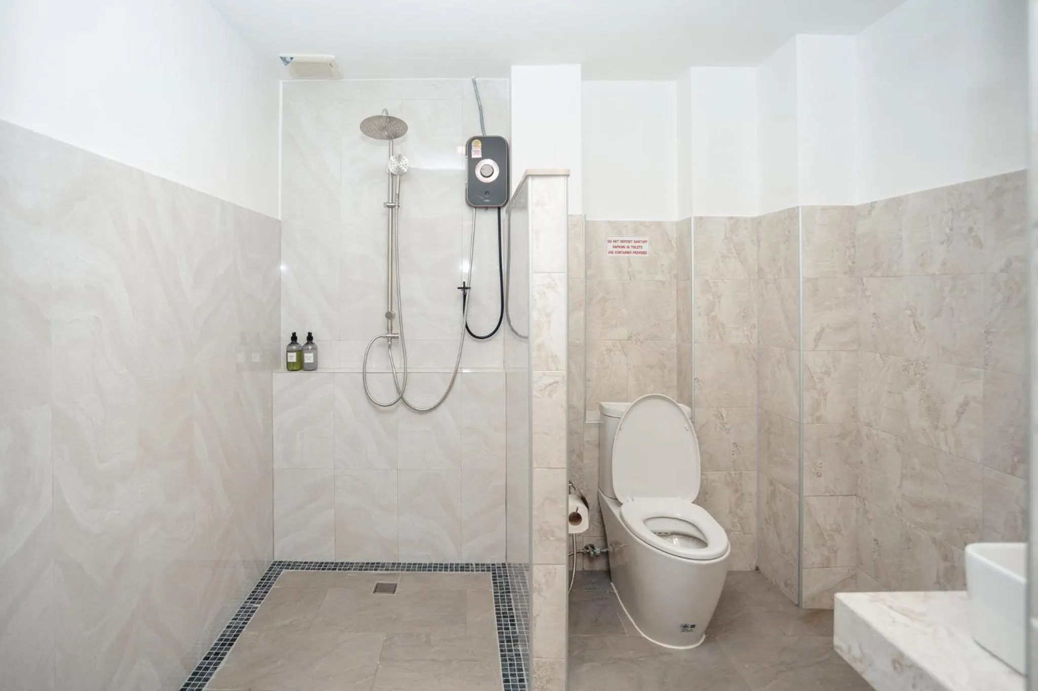 Toilet in Baan Ban Dalay