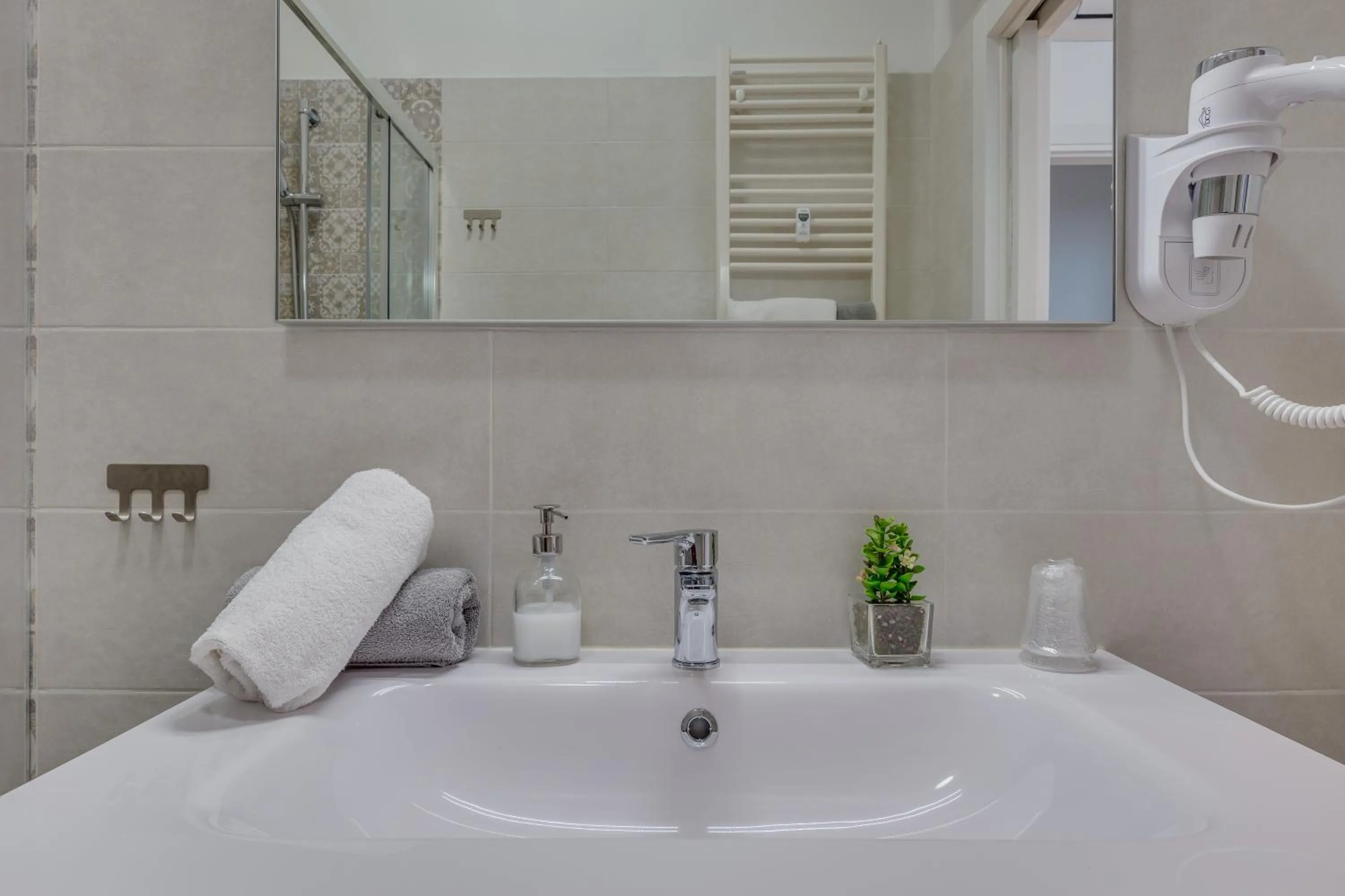 Bathroom in Rooms Vidar