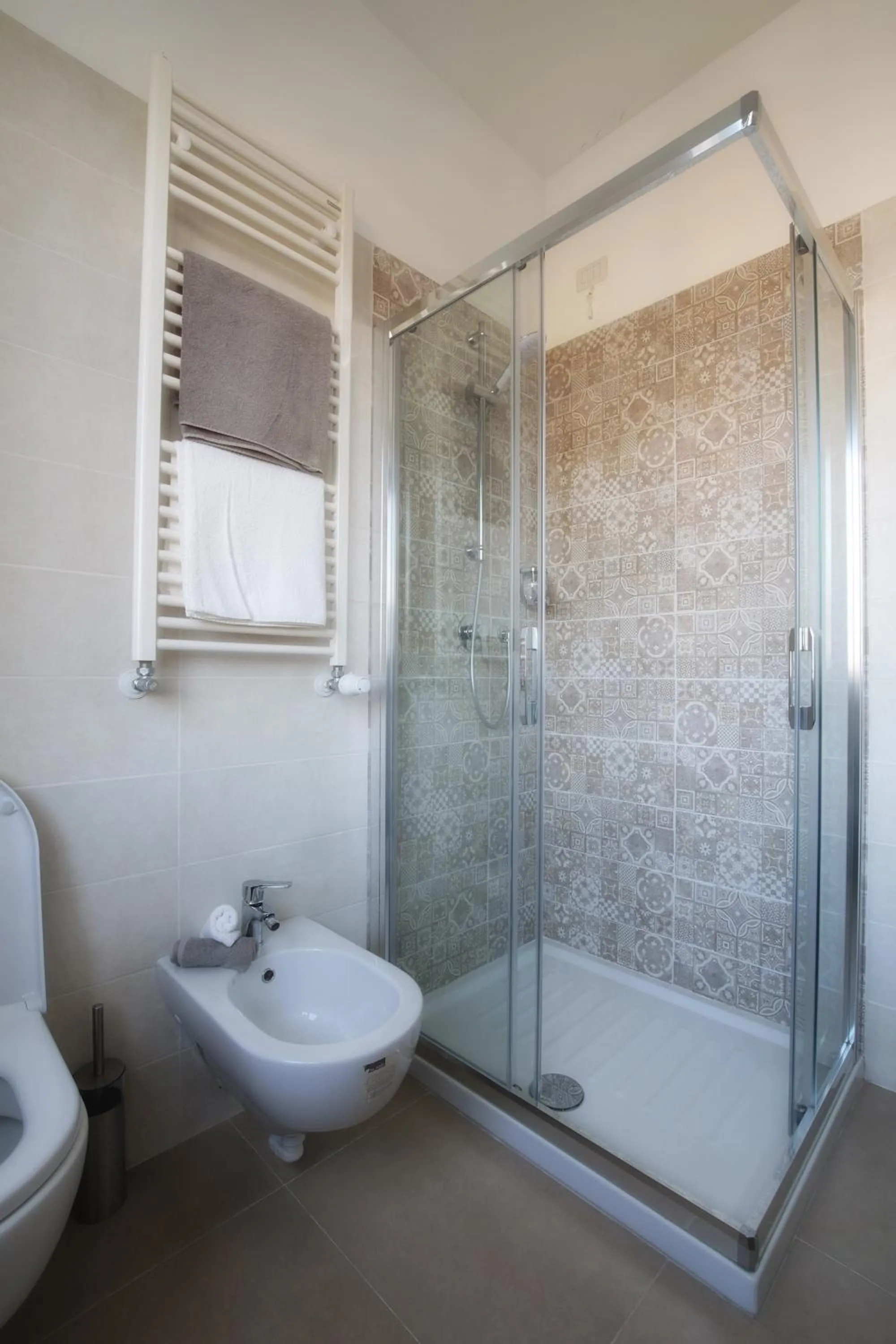 Bathroom in Rooms Vidar