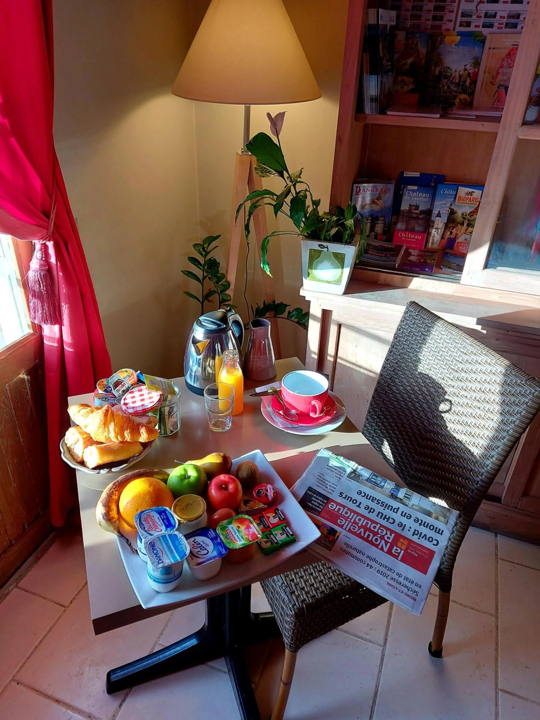 Food and drinks in Hotel Mondial