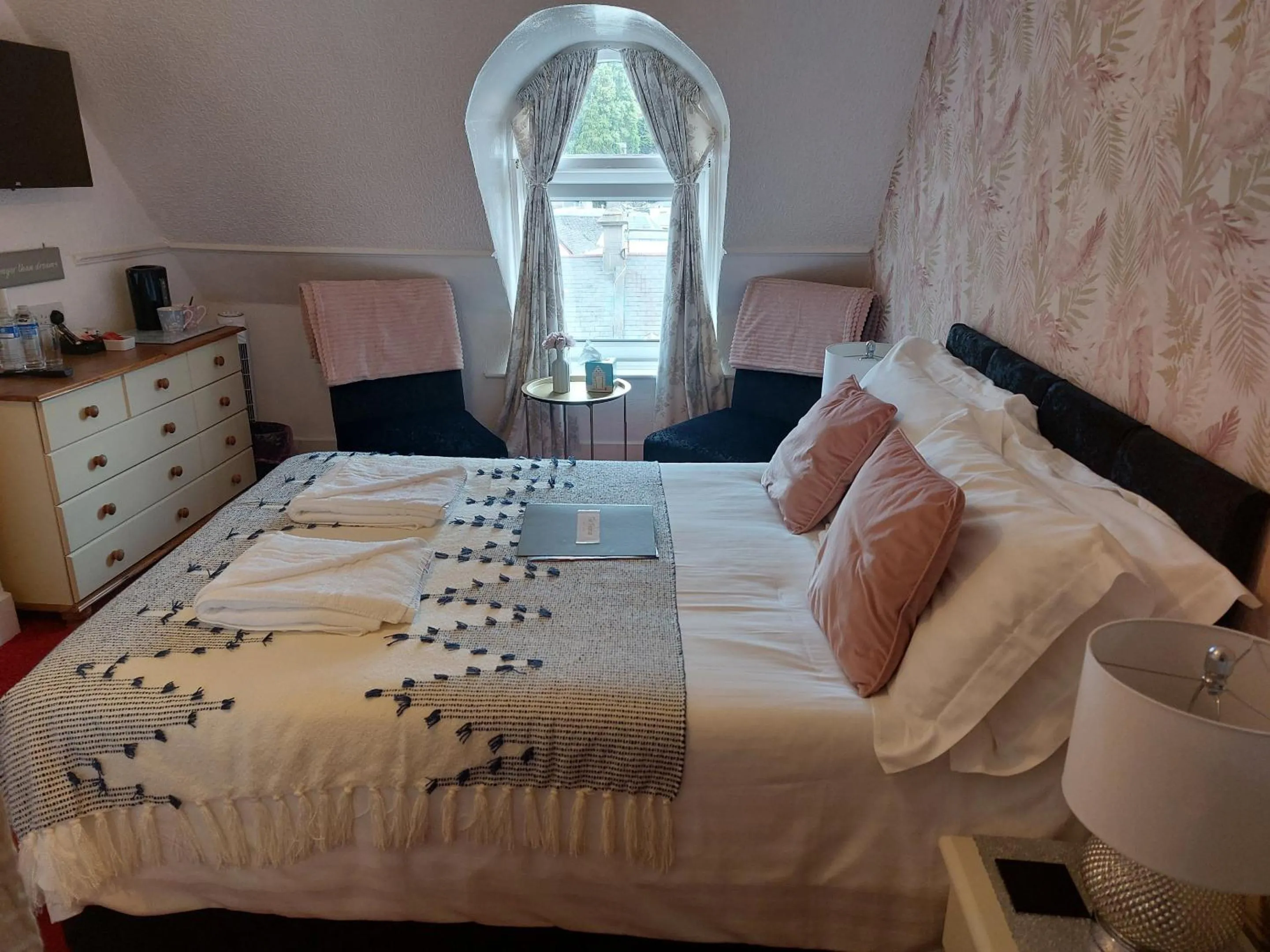 Bedroom, Bed in The Patricia