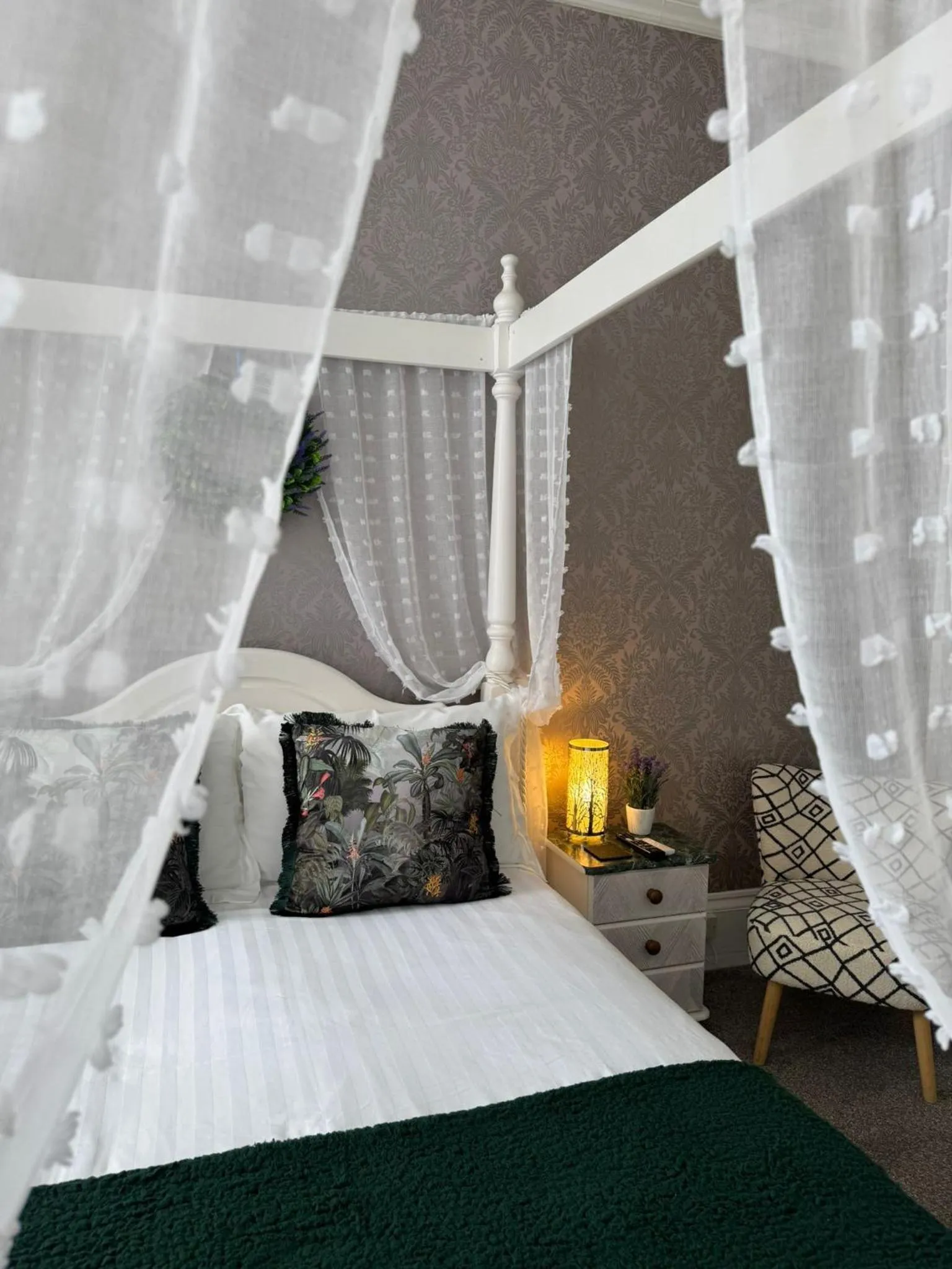 Bedroom, Bed in The Patricia