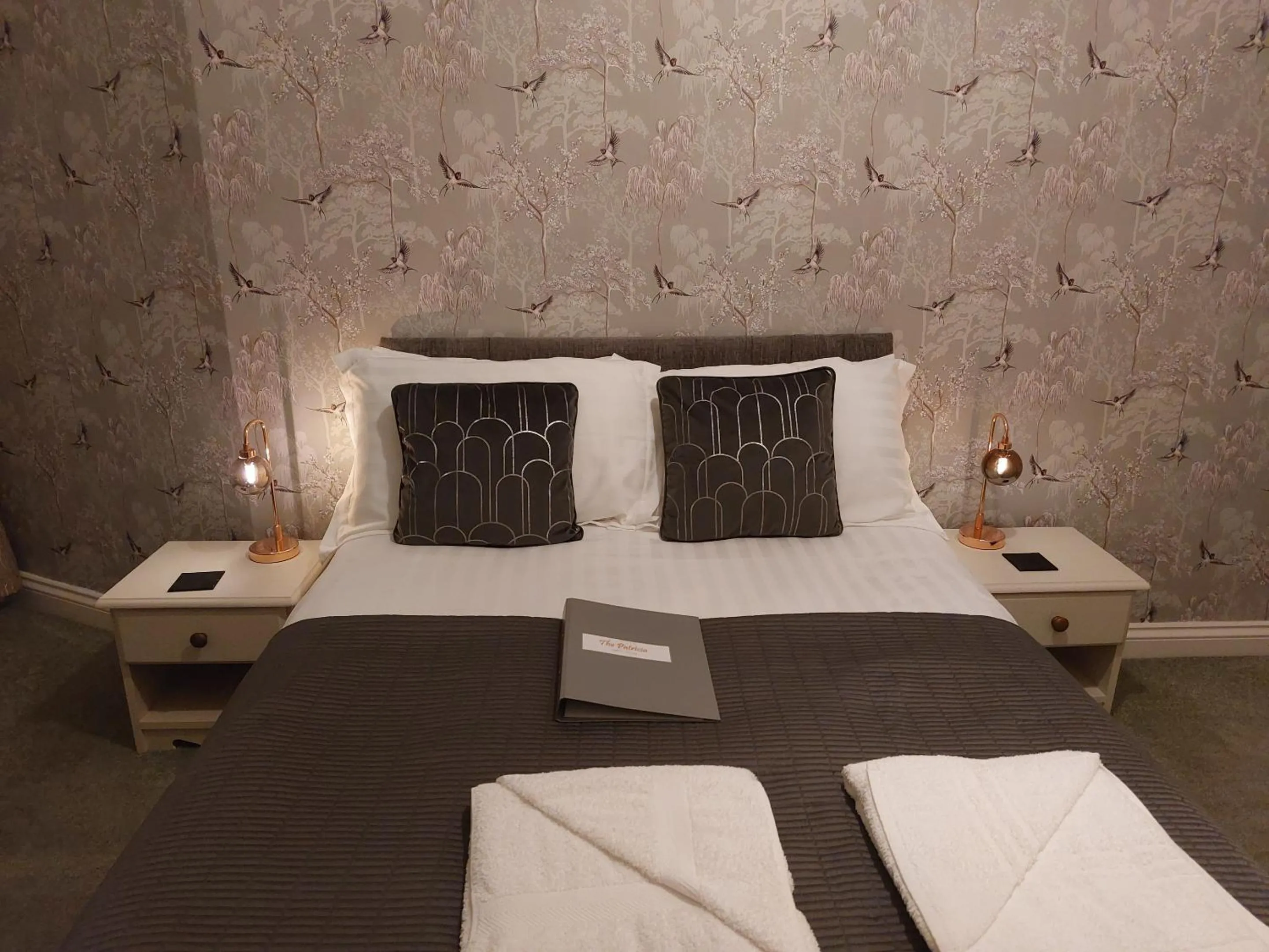 Bedroom, Bed in The Patricia