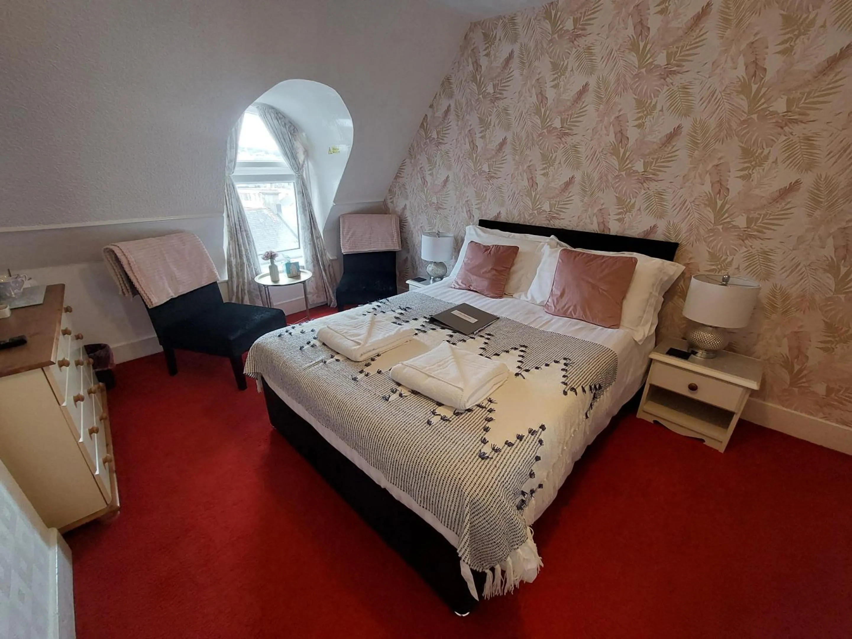 Bedroom, Bed in The Patricia