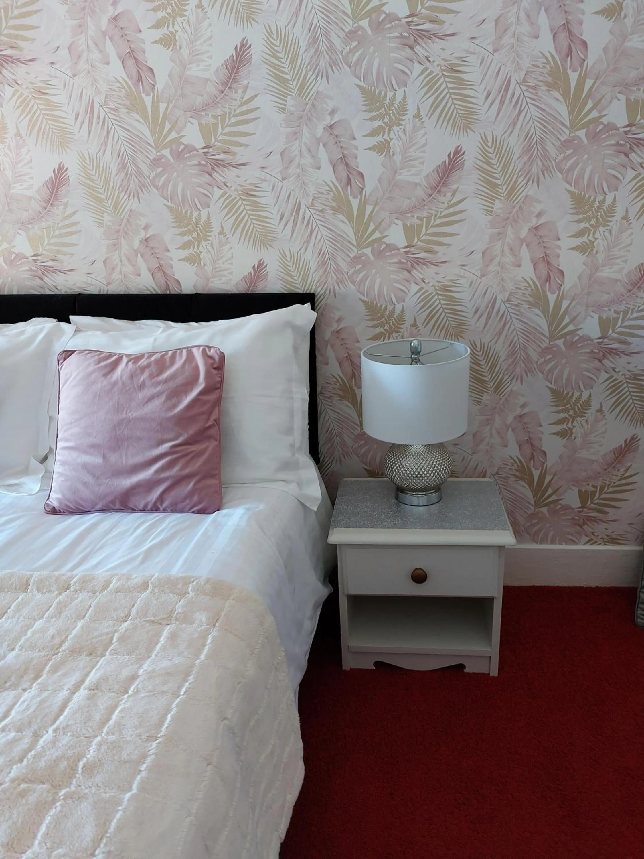Bedroom, Bed in The Patricia