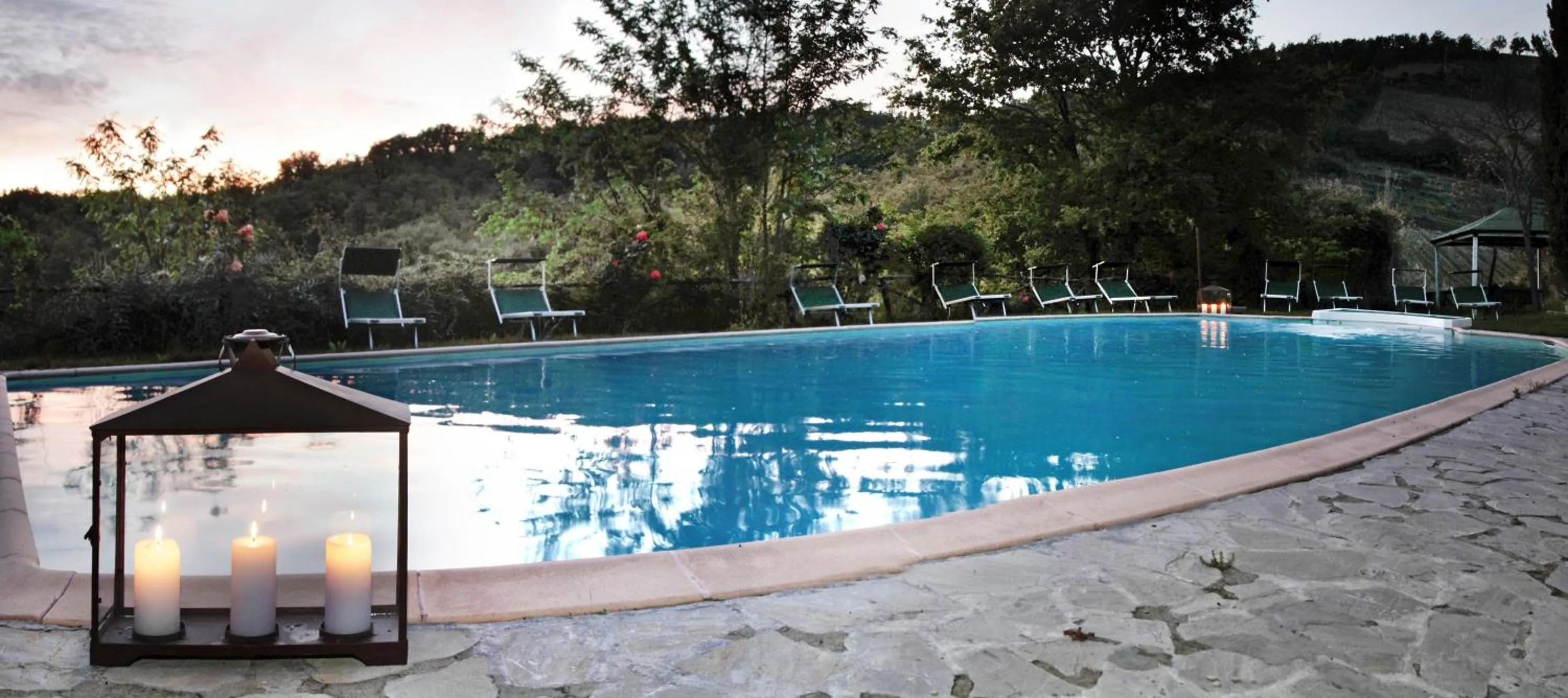 Swimming pool in Borgo Casa al Vento