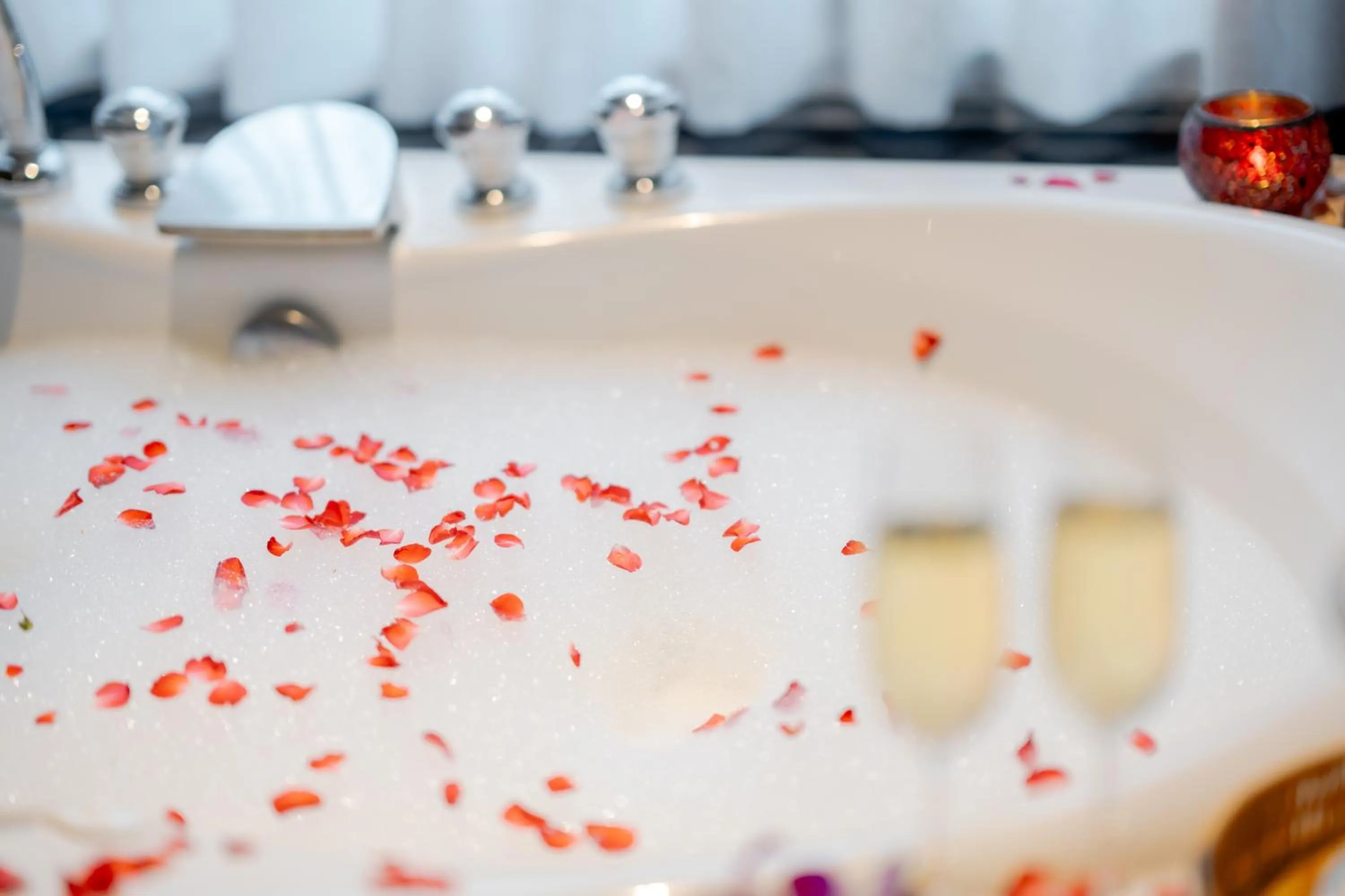 Hot Tub in Ayara Kamala Resort & Spa - SHA Extra Plus