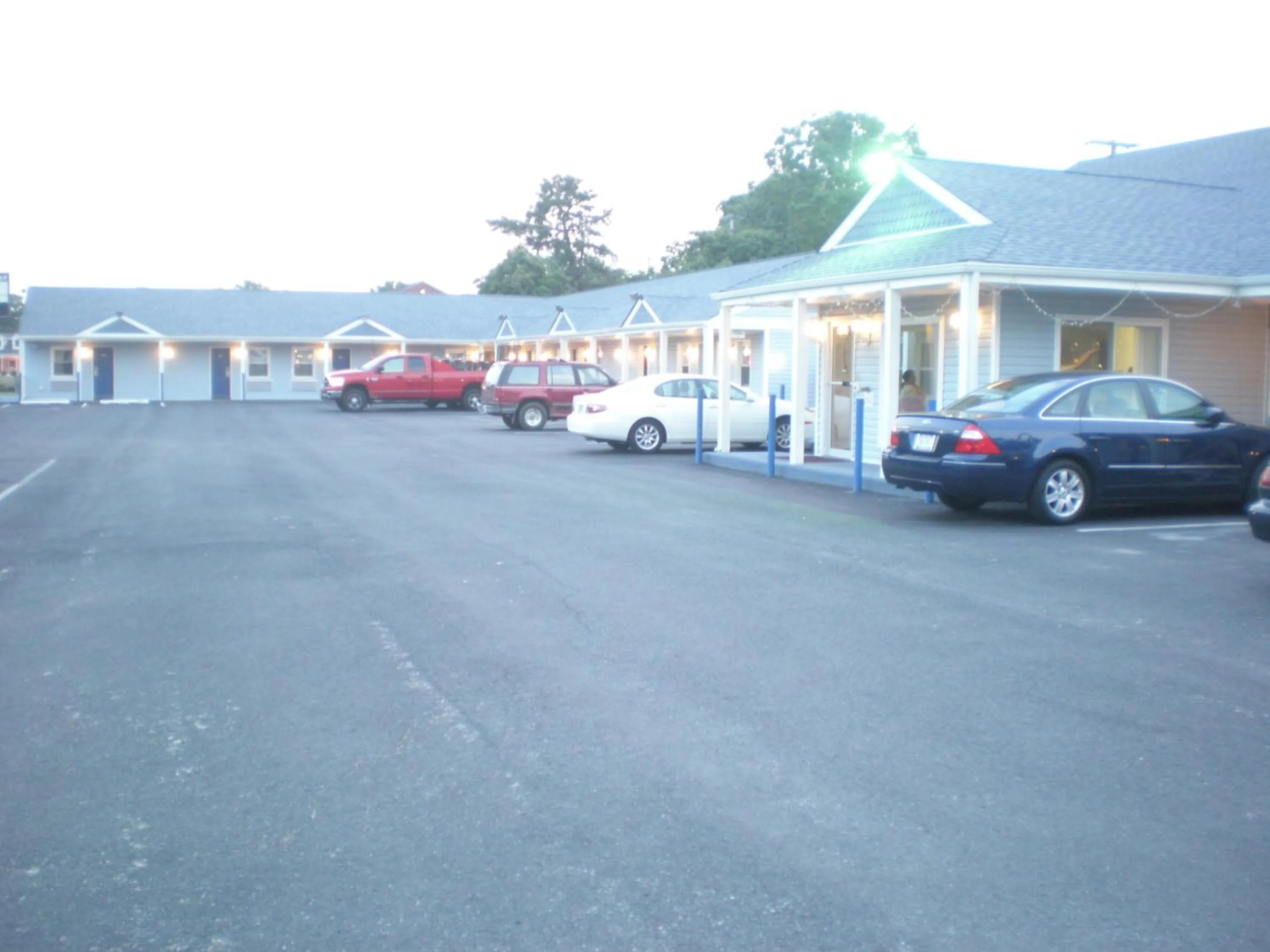 Red Carpet Inn & Suites Hammonton NJ Route-30E
