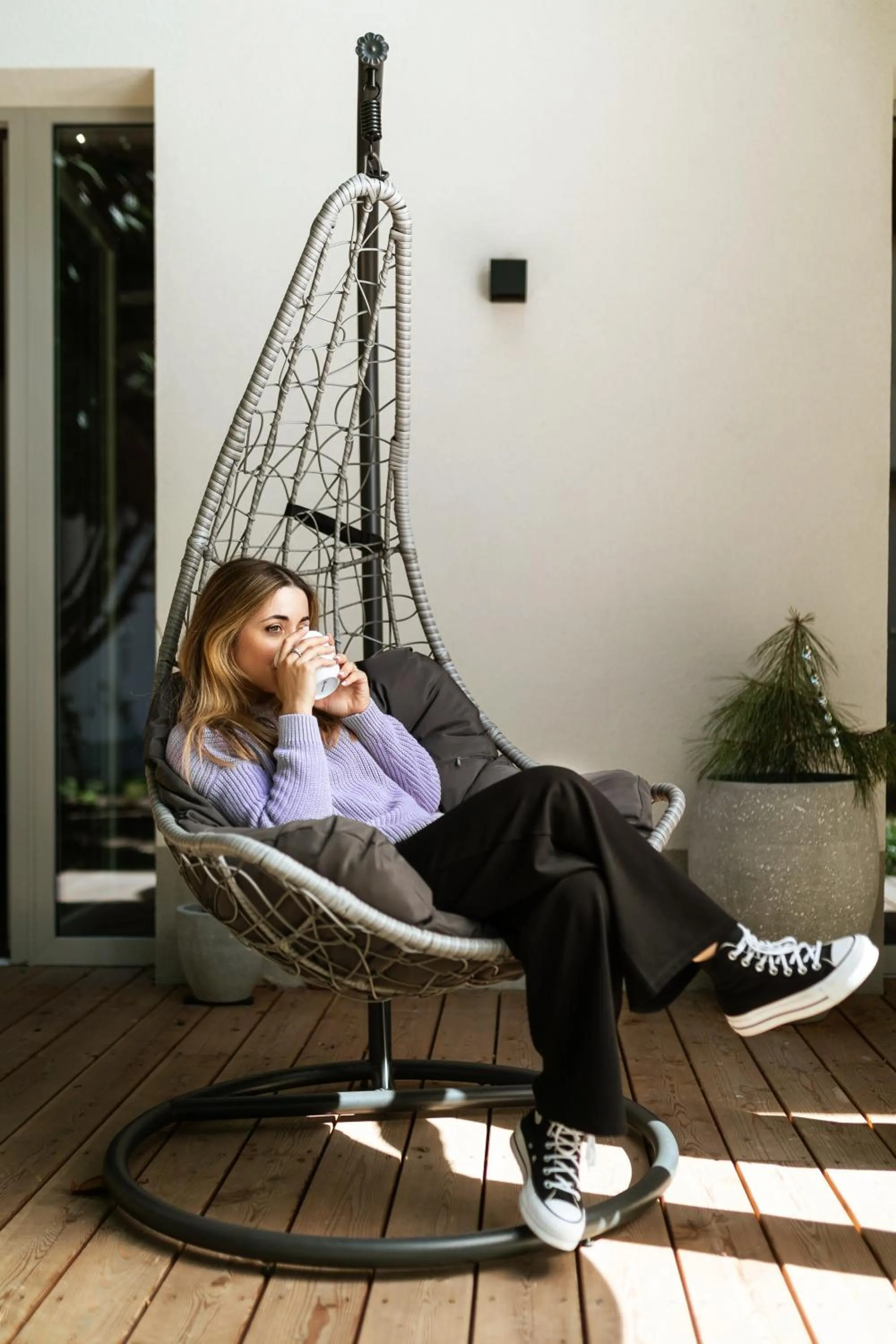 Balcony/Terrace in Urban Jungle Apartments