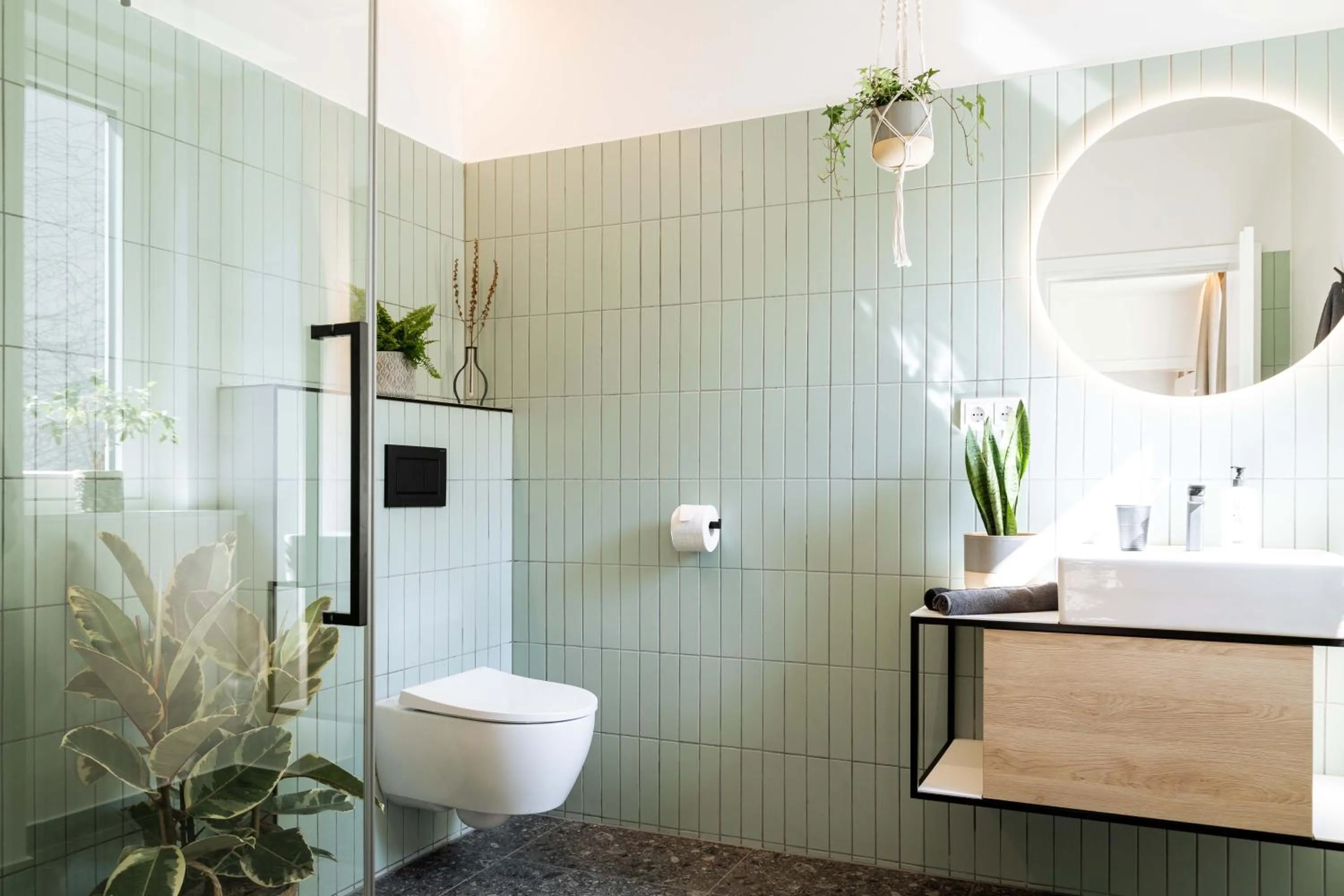 Shower in Urban Jungle Apartments