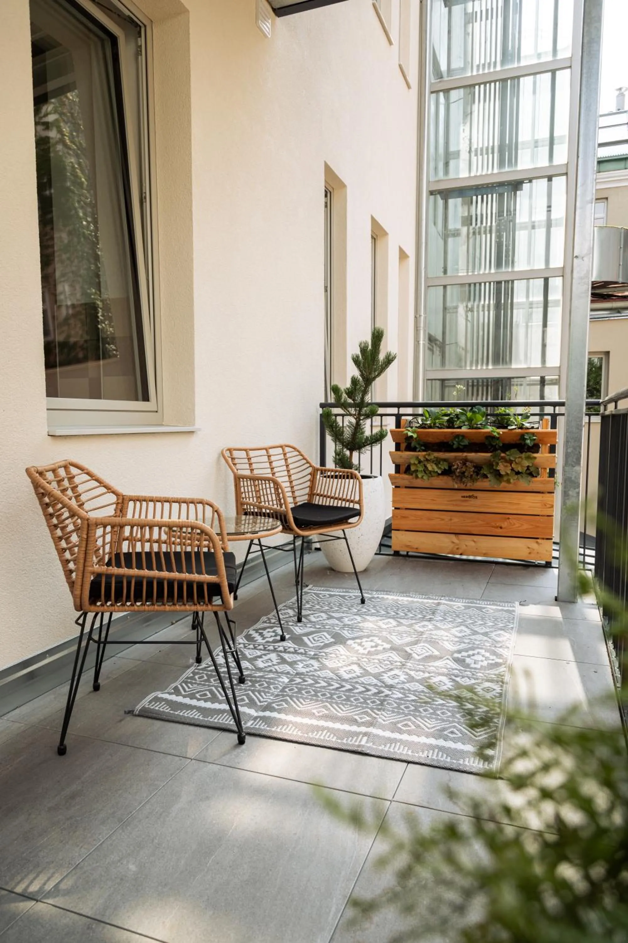 Balcony/Terrace in Urban Jungle Apartments