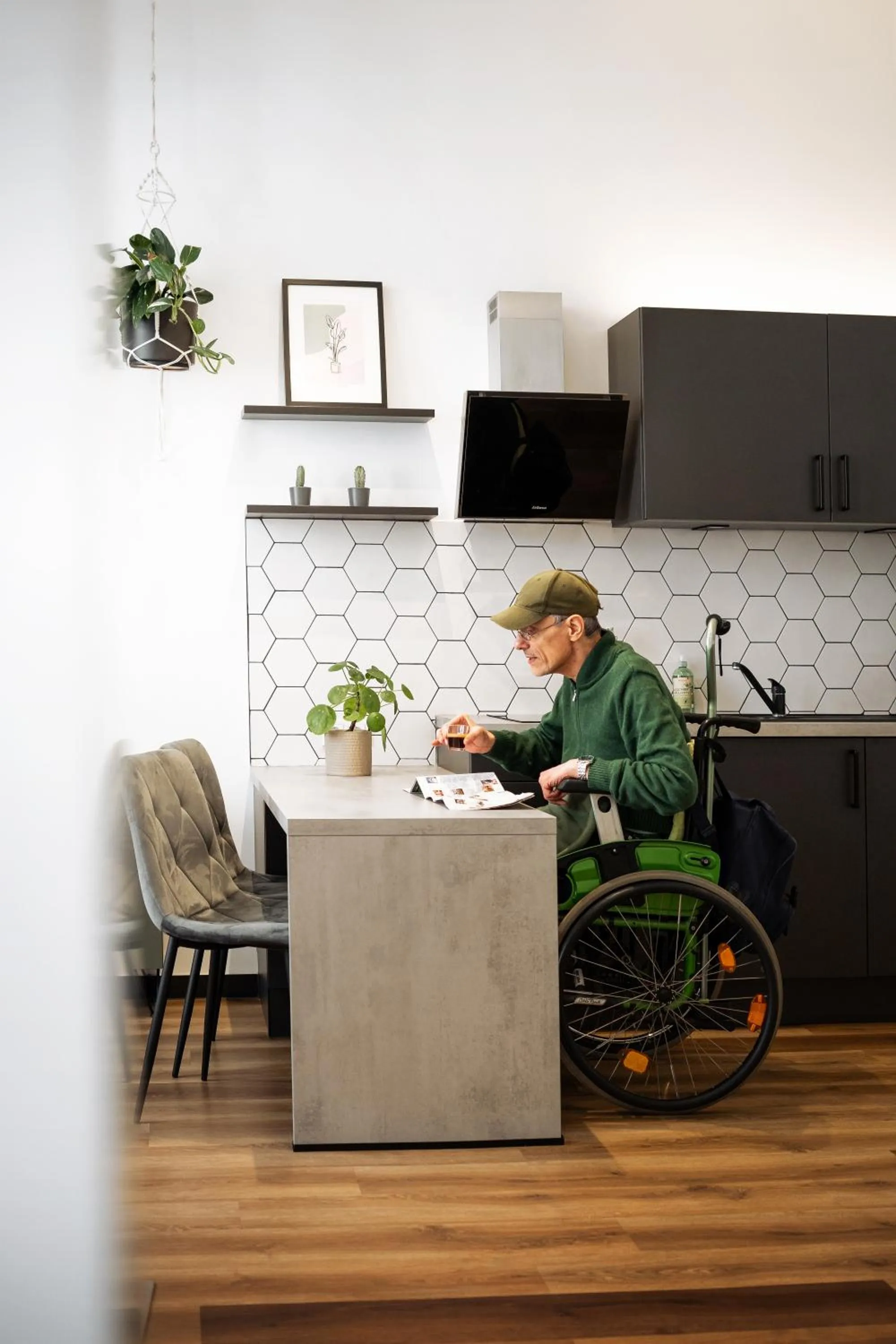 Facility for disabled guests in Urban Jungle Apartments