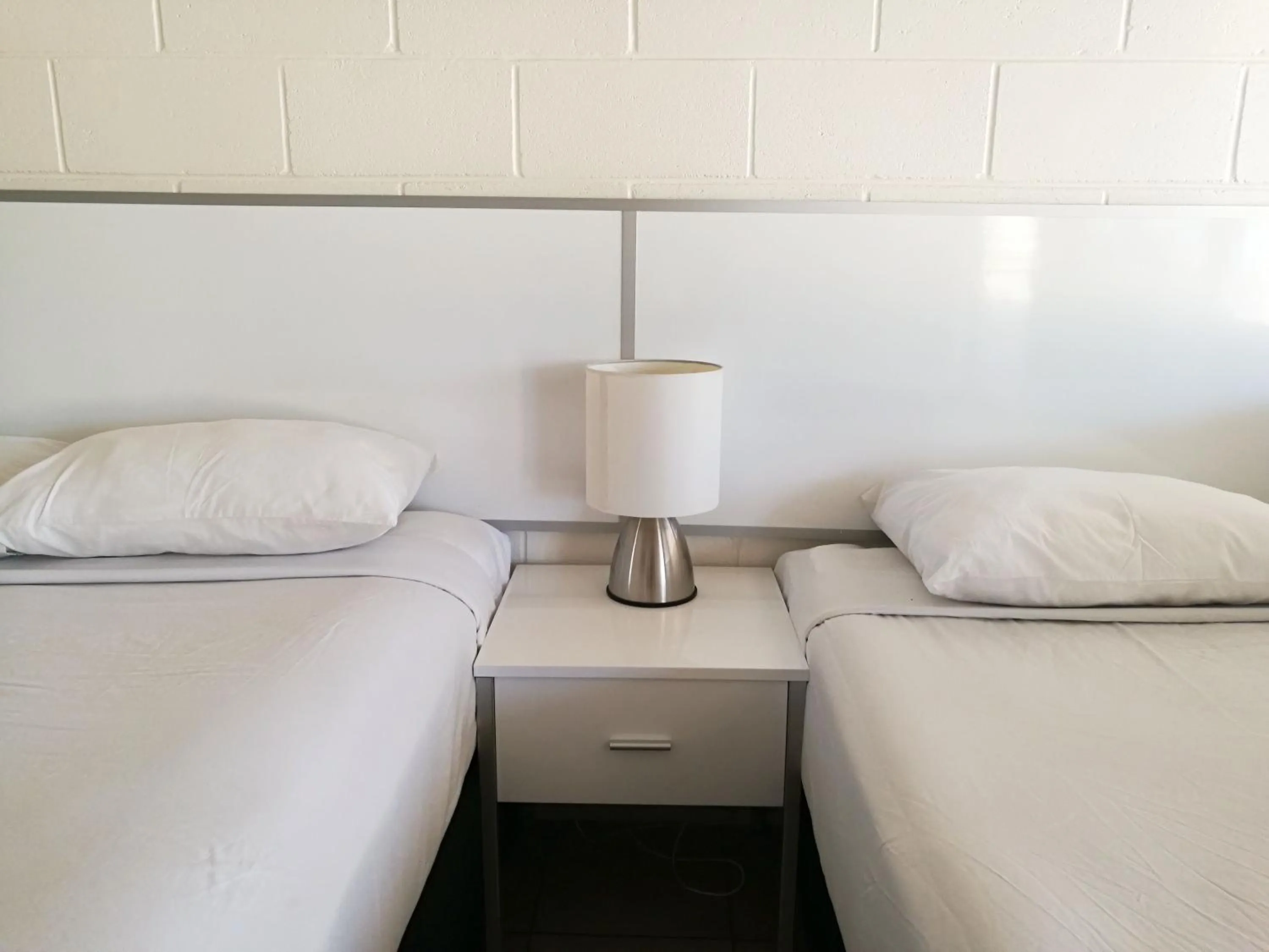 Bed in Augathella Motel & Caravan Park