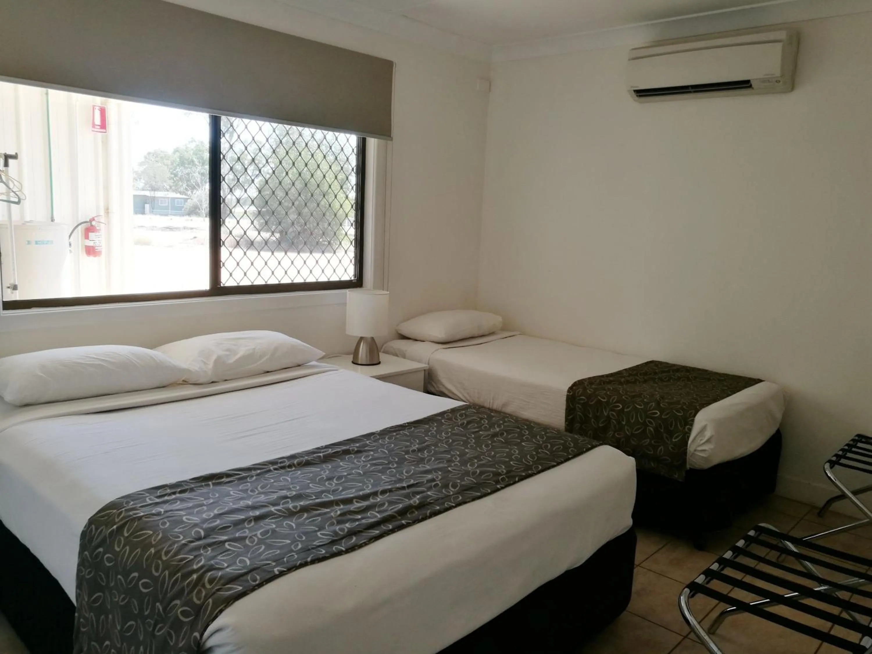 Bed in Augathella Motel & Caravan Park