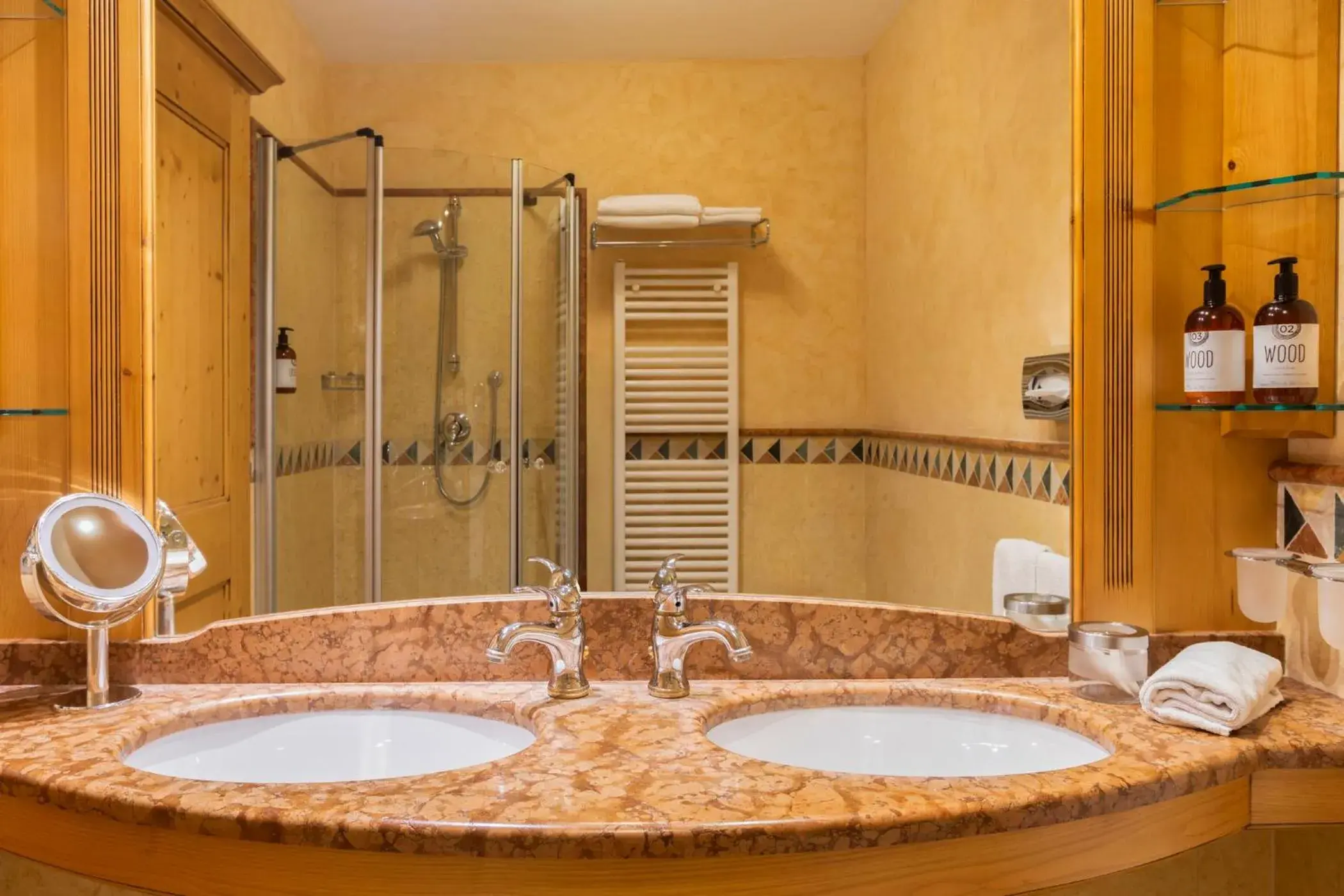 Junior Suite in Hotel Lagorai Resort & Spa Junior Suite in Hotel Lagorai Resort & Spa