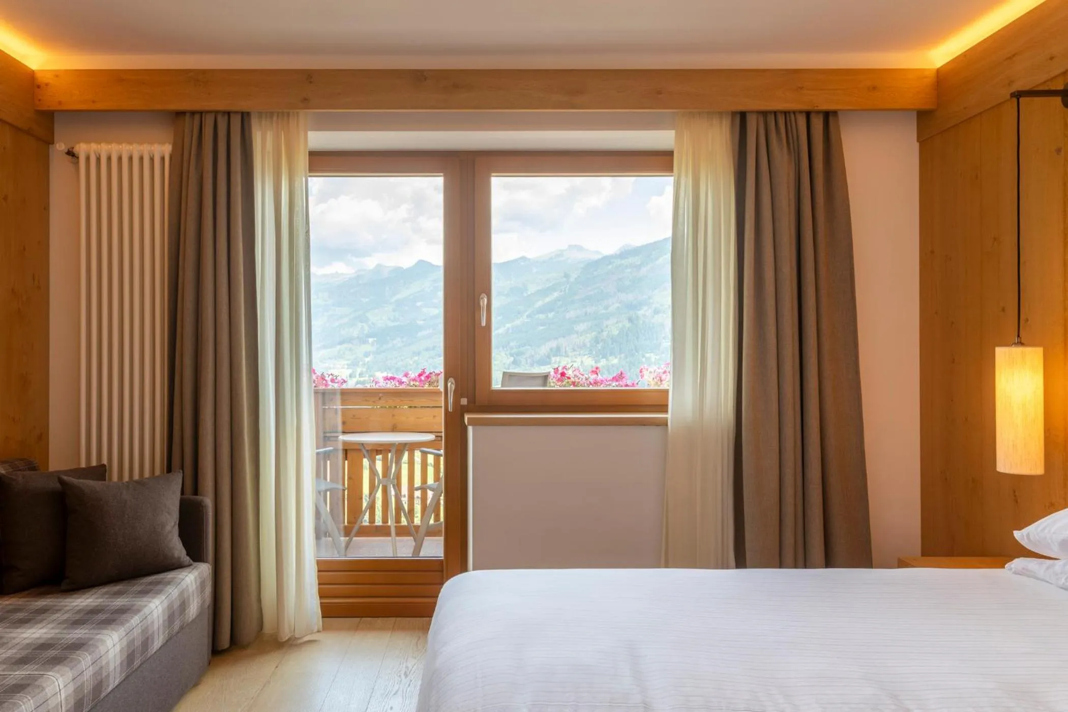 Bed in Hotel Lagorai Resort & Spa