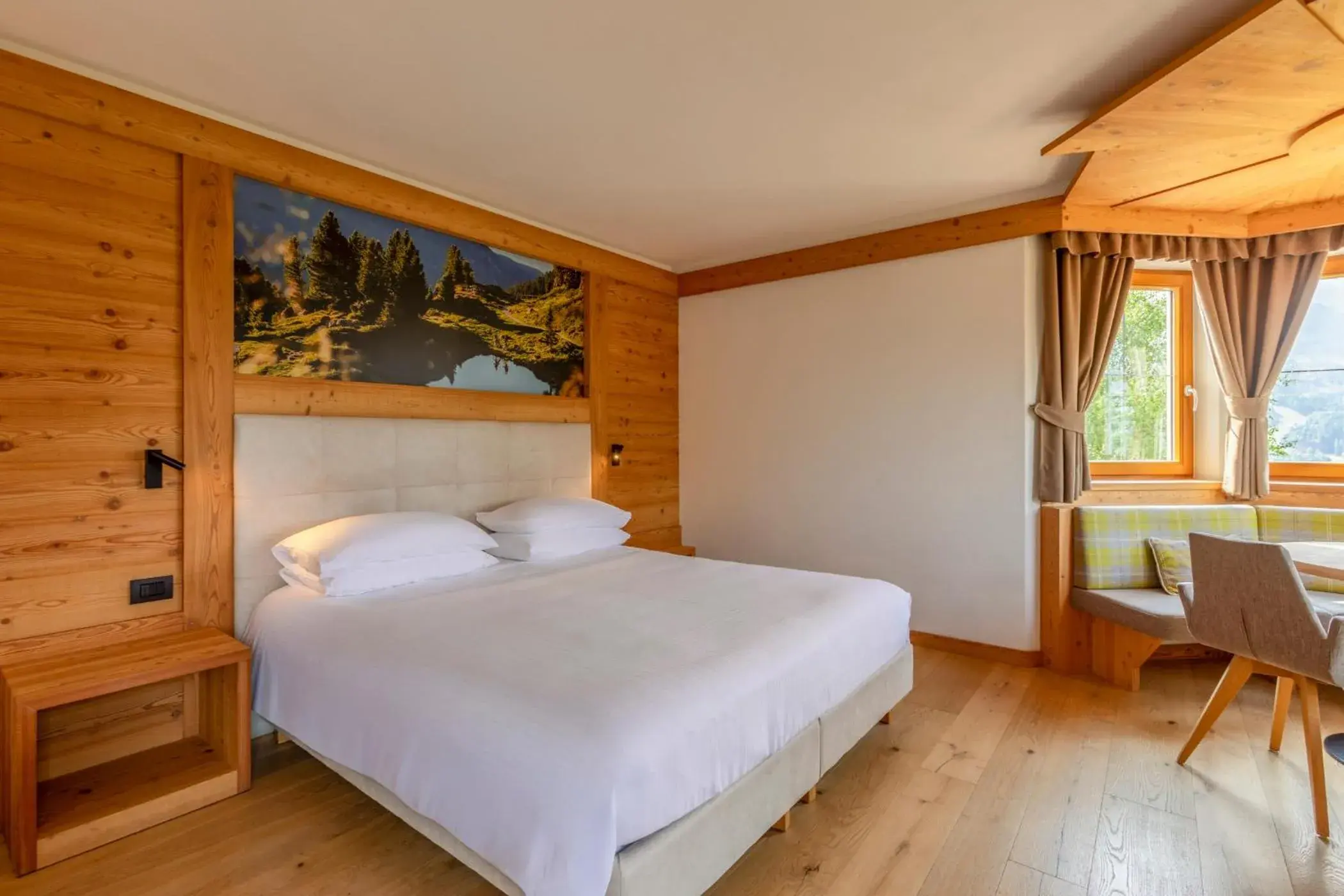 Junior Suite with Garden View in Hotel Lagorai Resort & Spa Junior Suite with Garden View in Hotel Lagorai Resort & Spa