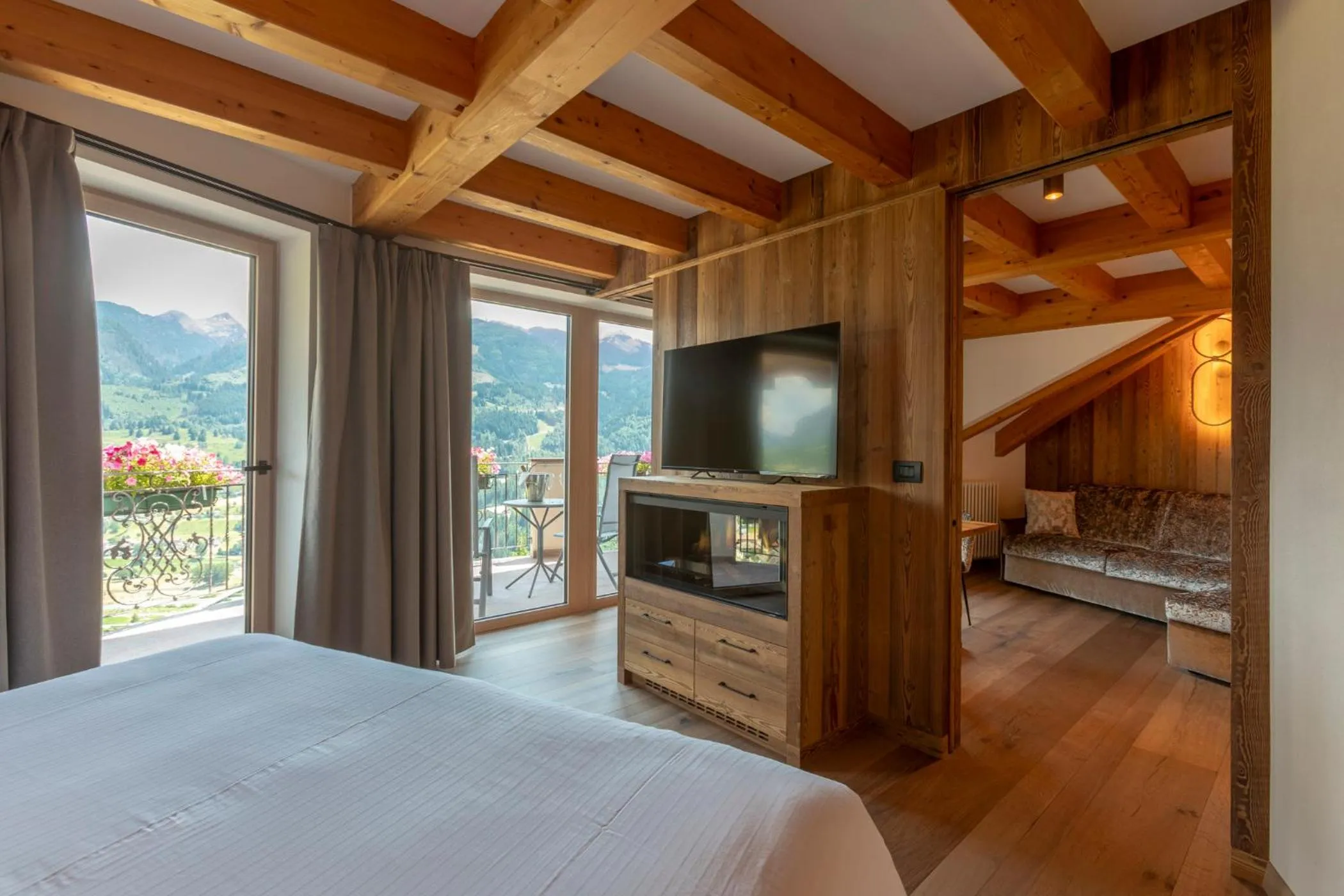 Bed in Hotel Lagorai Resort & Spa