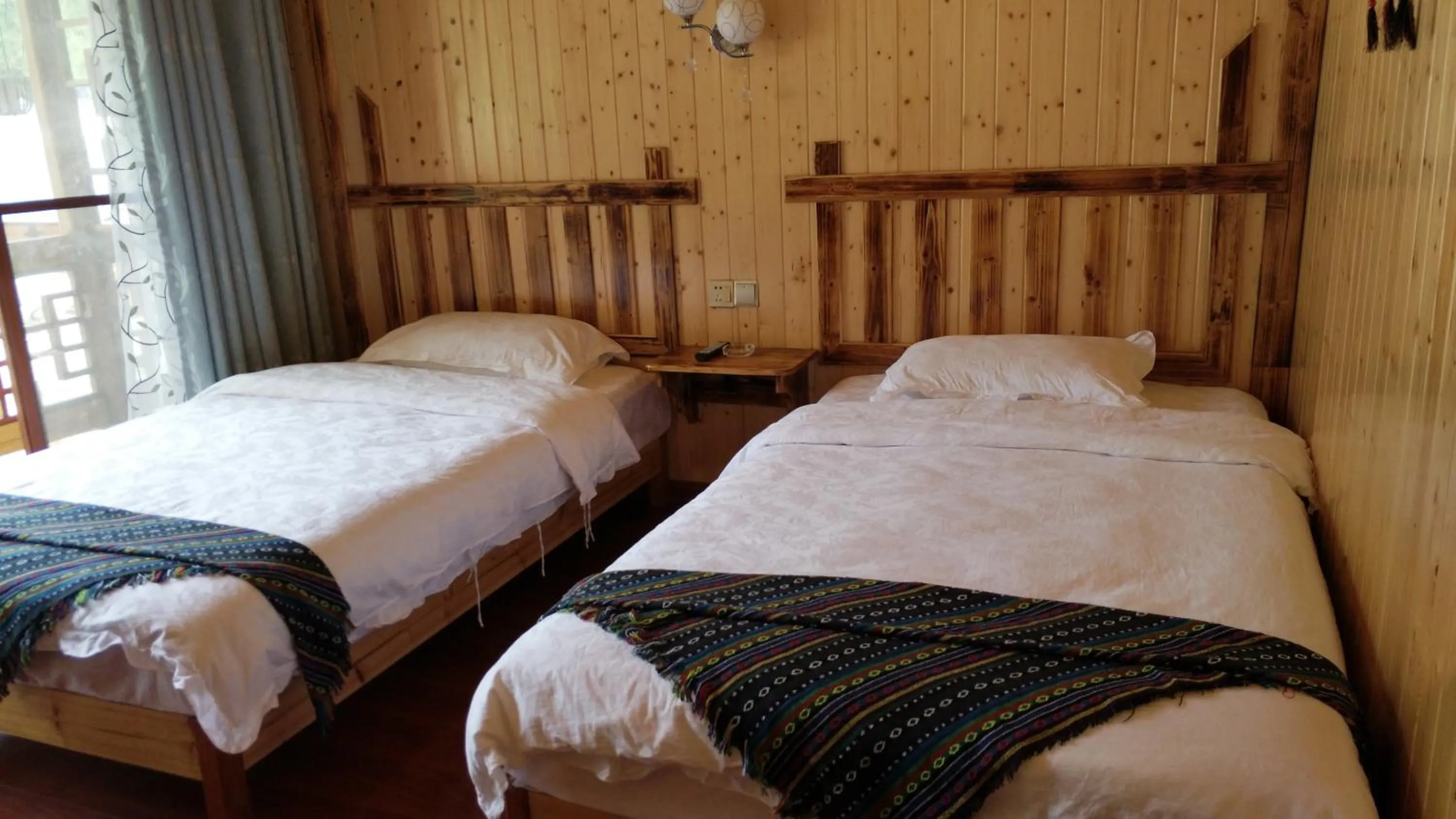 Double or Twin Room in Zhangjiajie one step to heaven inn (Yangjiajie ticket office)