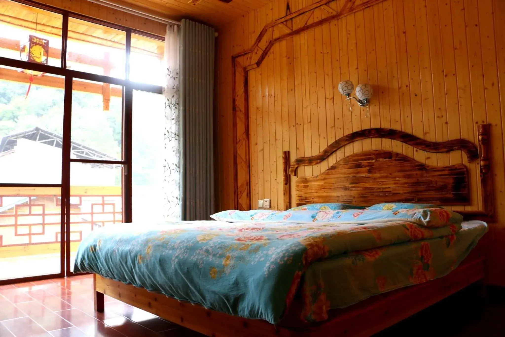 King Room with Mountain View in Zhangjiajie one step to heaven inn (Yangjiajie ticket office) King Room with Mountain View in Zhangjiajie one step to heaven inn (Yangjiajie ticket office)