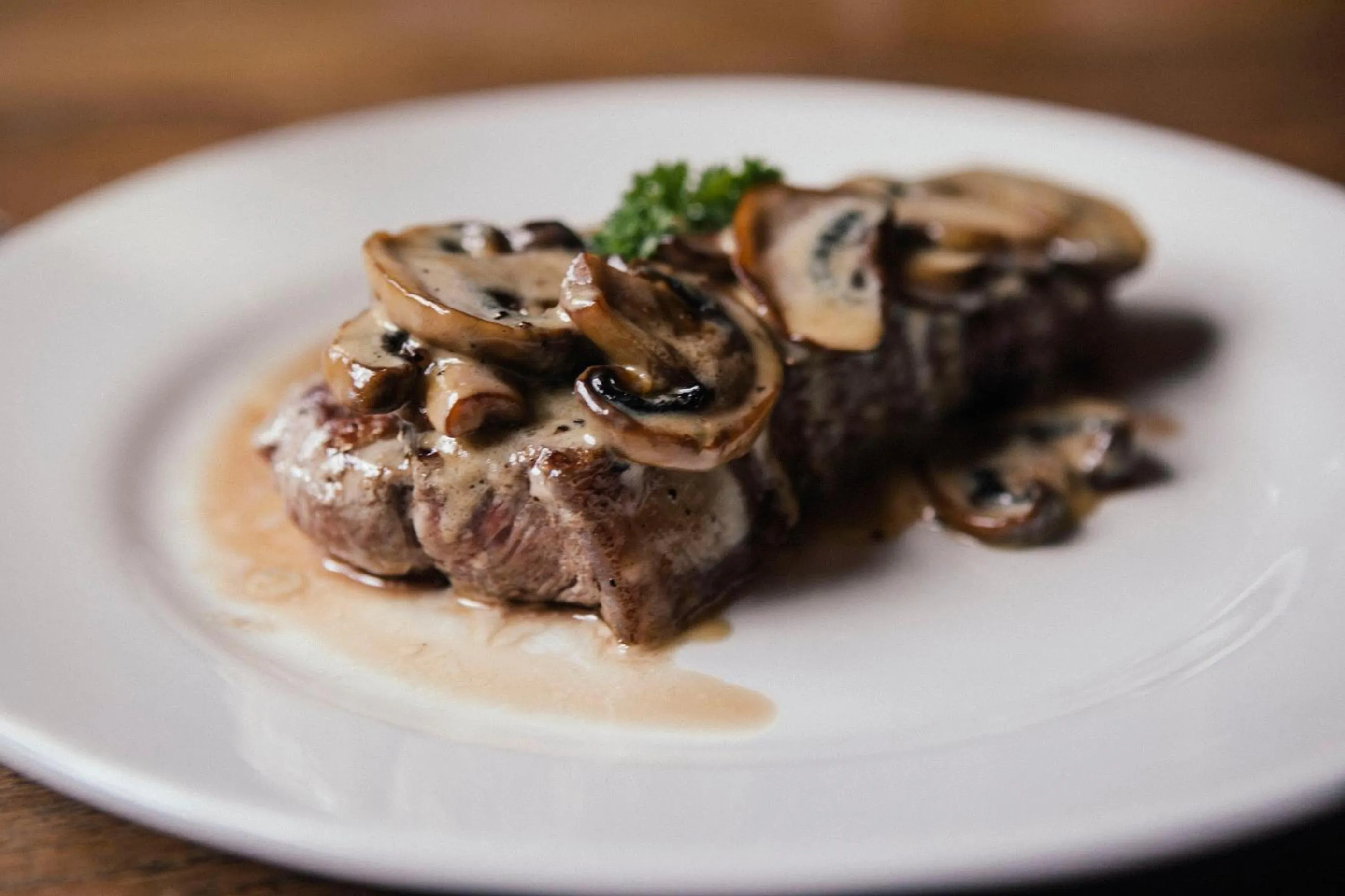 Food and drinks in The Silverton Inn