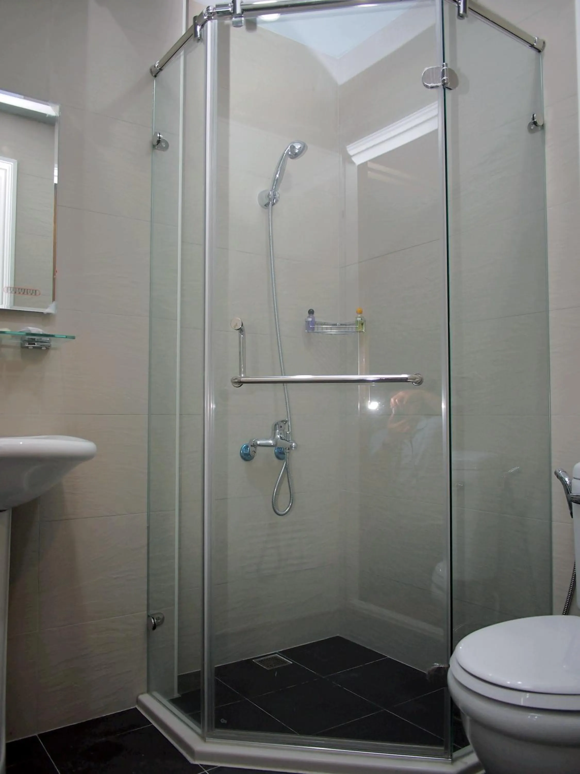 Bathroom in A Ace Hotel