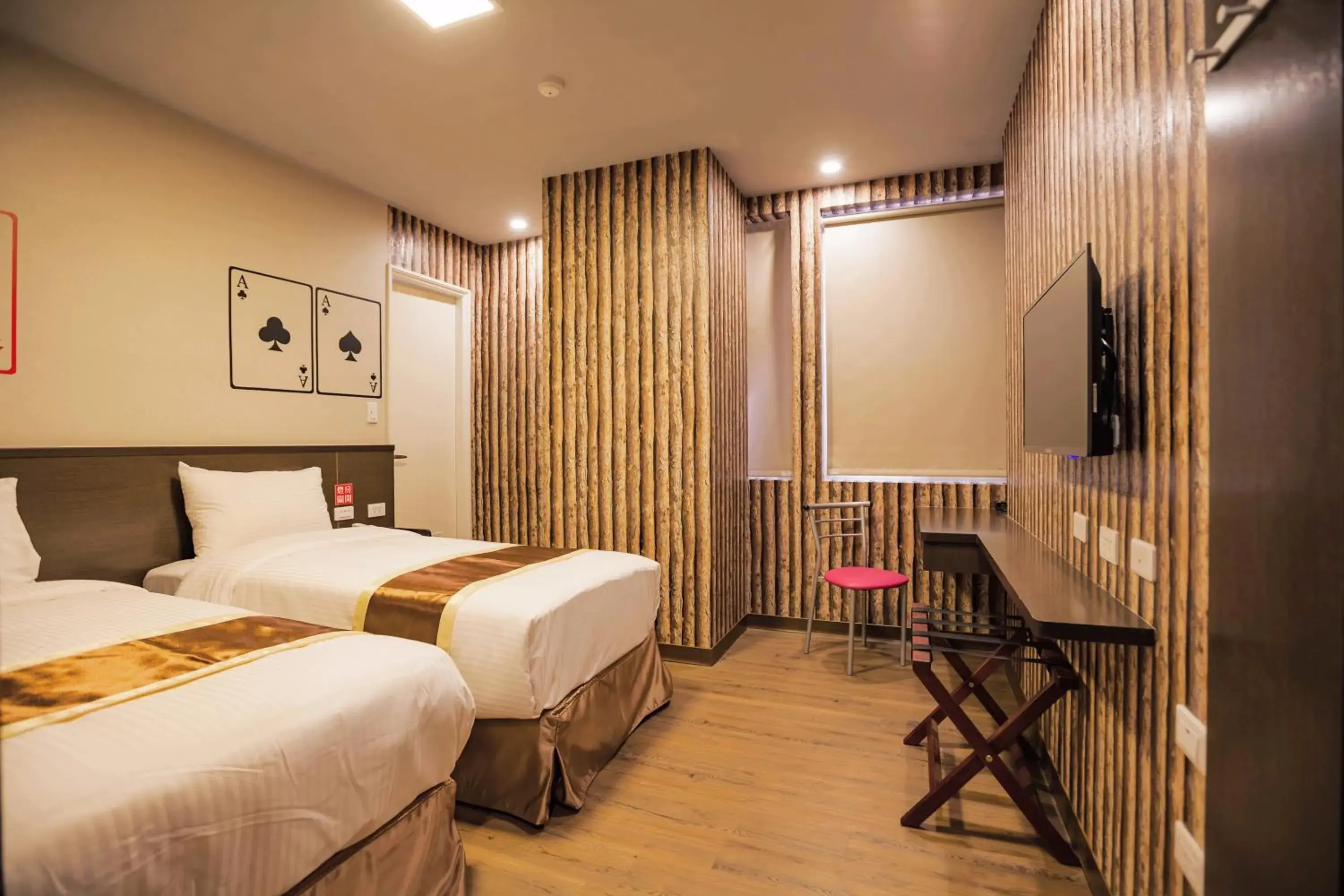 On site, Bed in A Ace Hotel On site, Bed in A Ace Hotel