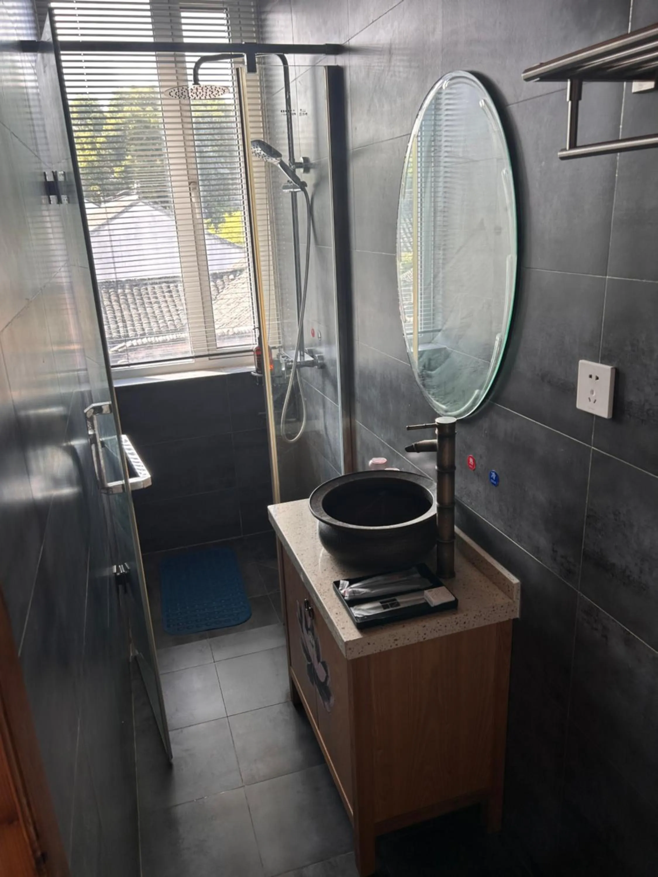 Toilet in Tongli Begonia Flowers Guesthouse