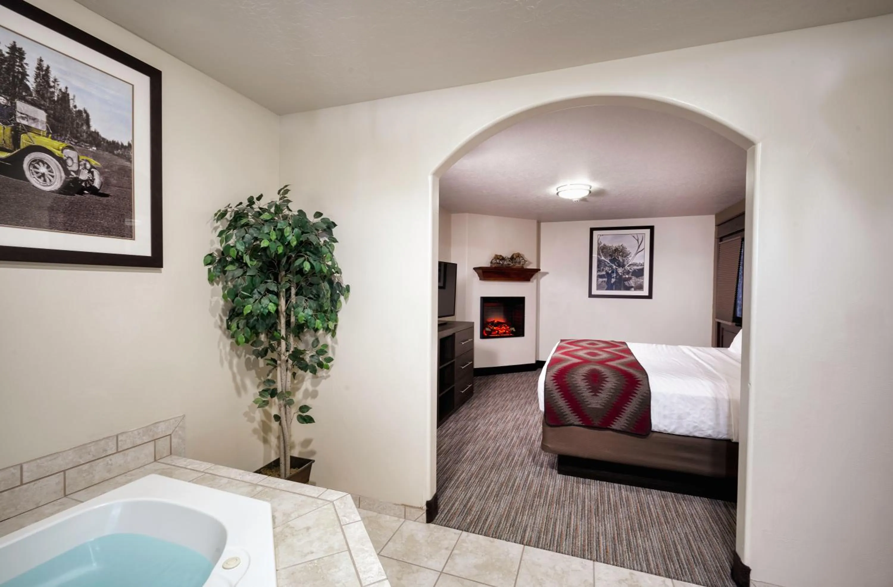 Bed in Yellowstone Park Hotel