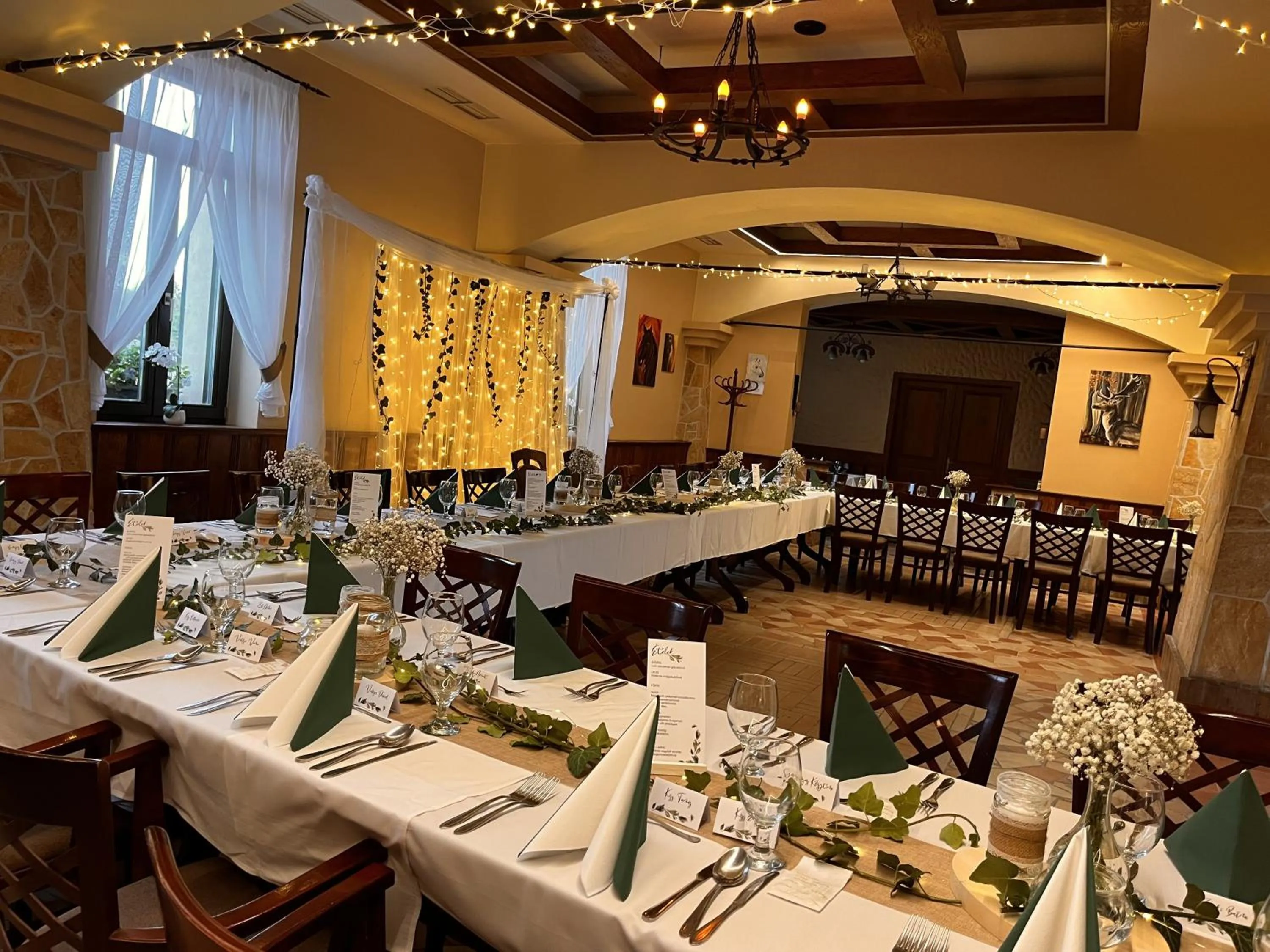 Restaurant/places to eat in Vadász Panzió és Étterem